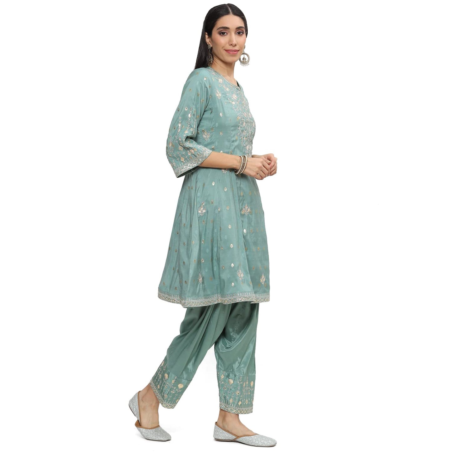 BIBA WOMEN EMBROIDERY RELAXED SALWAR KURTA DUPATTA(SKDKIRAN8469_SAP GREEN_40)