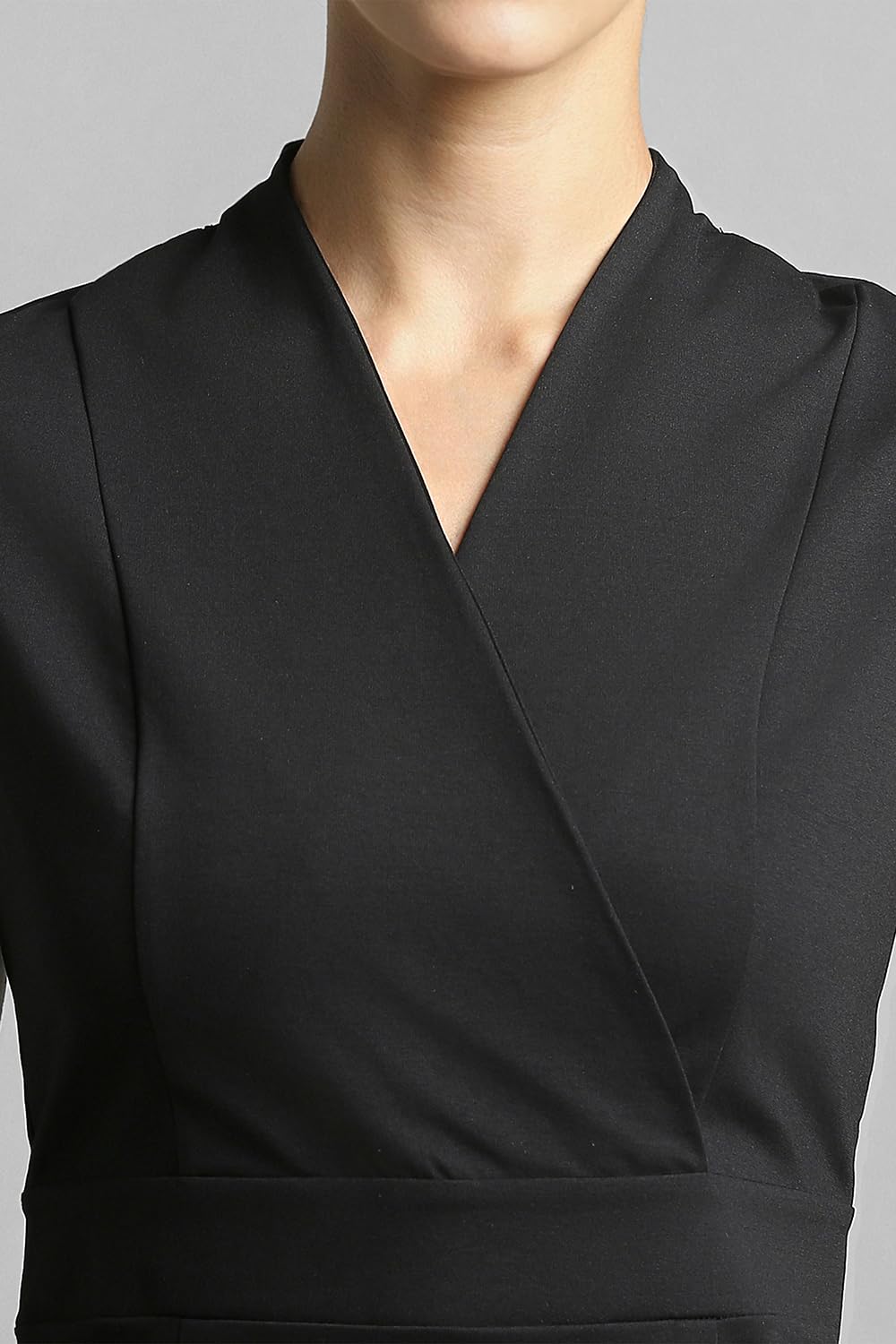 Van Heusen Women's Rayon Modern Above The Knee Dress (VWDRCRGF557183_Black