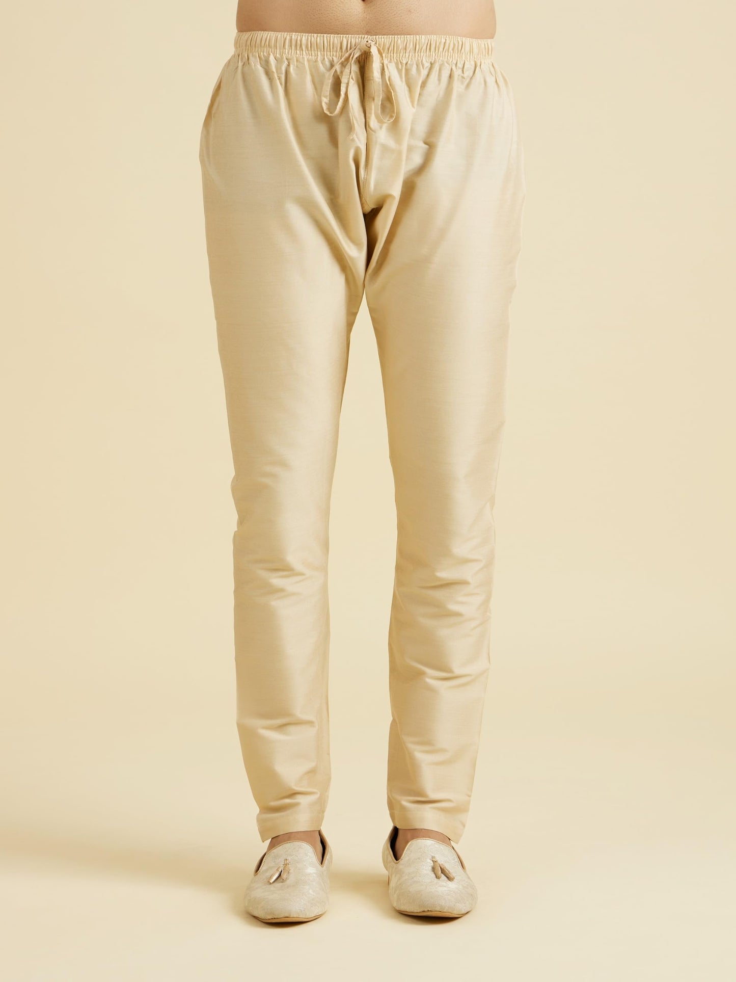 Manyavar Men's Cotton Blend Diagonal Print Kurta Pyjama Set (2pcs)