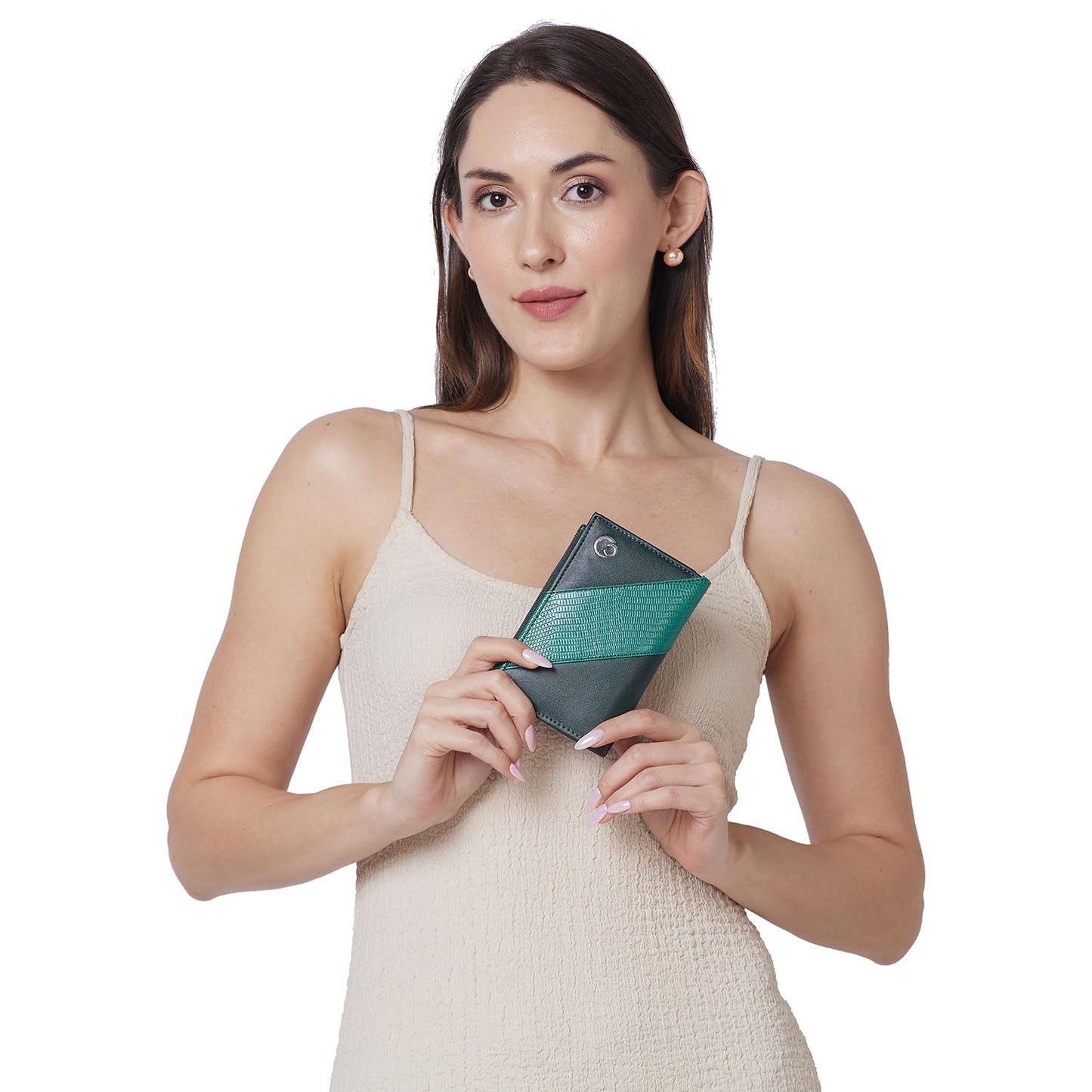 Caprese Zoey Bifold Wallet Small Bottle Green