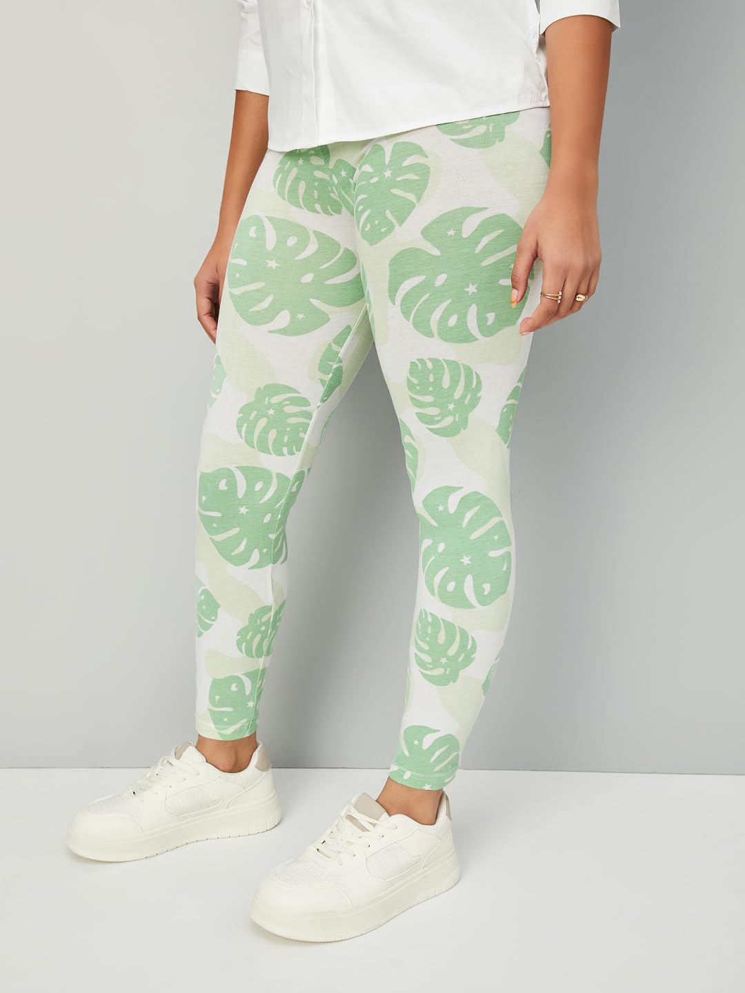 Max Girls Printed Leggings (White_10-12 Y)