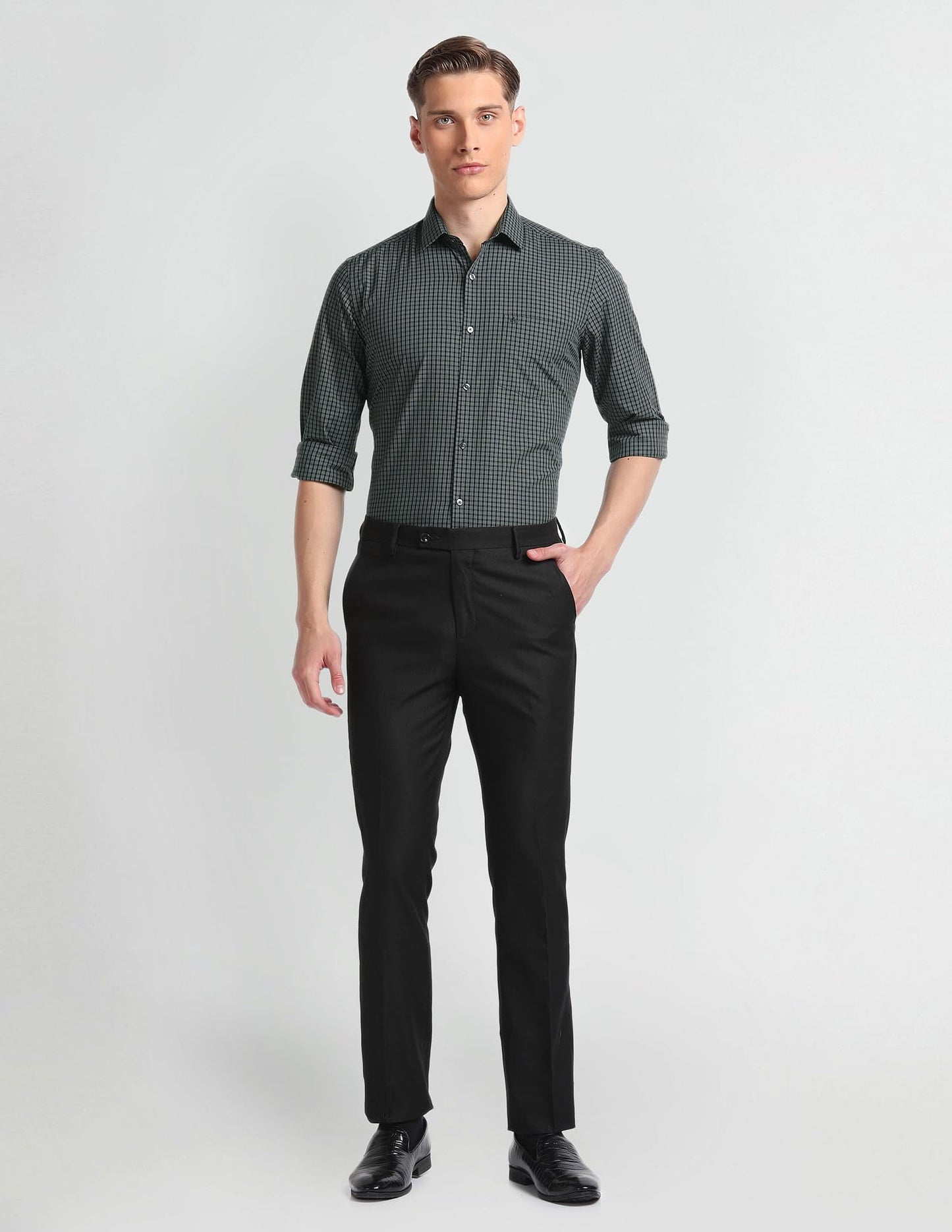 Arrow Men's Grey Checked - Cutaway Collar Full Sleeves Formal Shirt with Chest Pocket | Cotton Fabric | Slim Fit