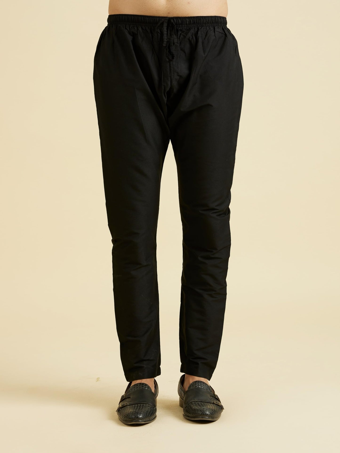 Manyavar Men's Viscose Blend Self Design Kurta Pyjama Set (Black,S)