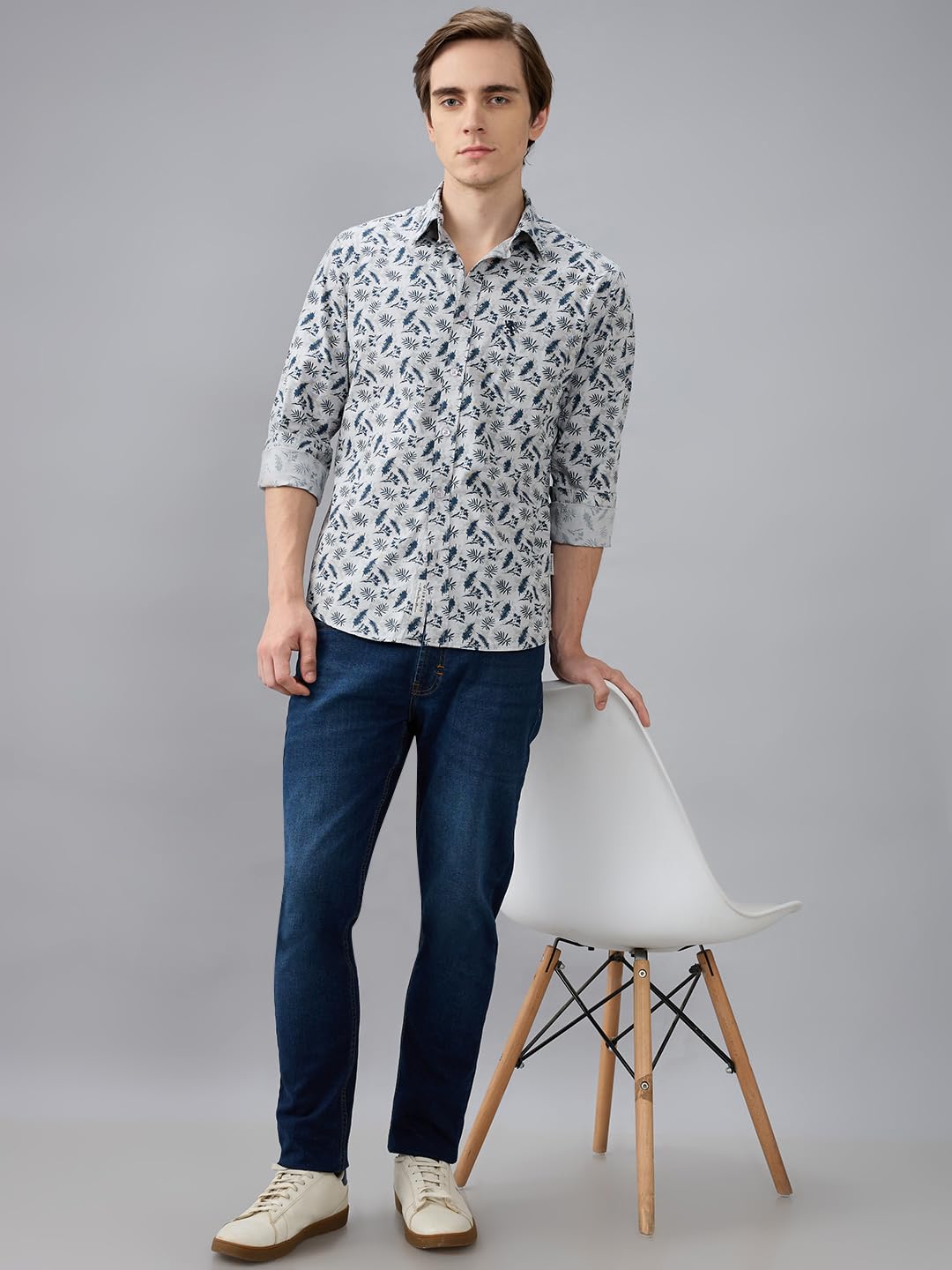 Giordano Men's Grey Slim Fit Cotton Printed Long Sleeves Casual Shirt with Chest Pocket