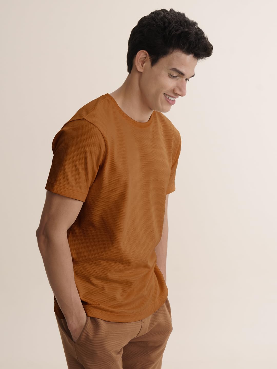 DAMENSCH Men Poly-Cotton Popcorn Textured Crew Casual T-Shirt-Pack of 1-Large Caramel Brown