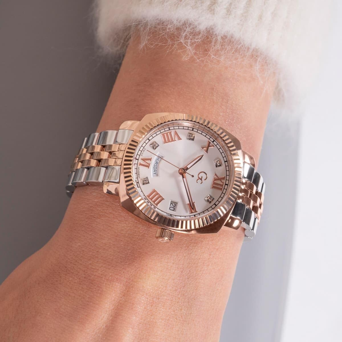 GC Analog White Dial Women's Watch-Z44003L1MF