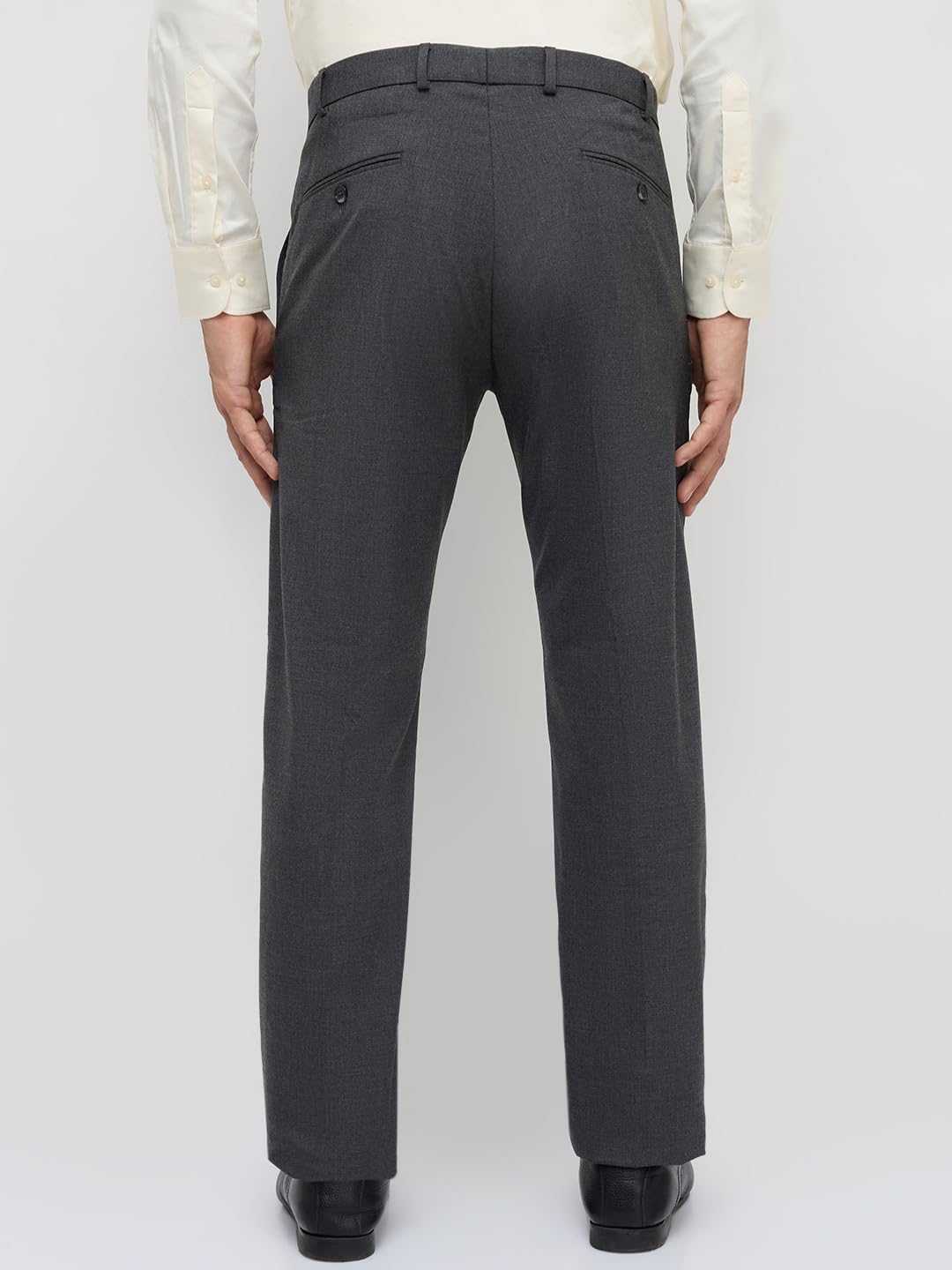 Park Avenue Men Slim Fit Solid Pattern Polyester Blend Flat Front Formal Trouser Dark Grey