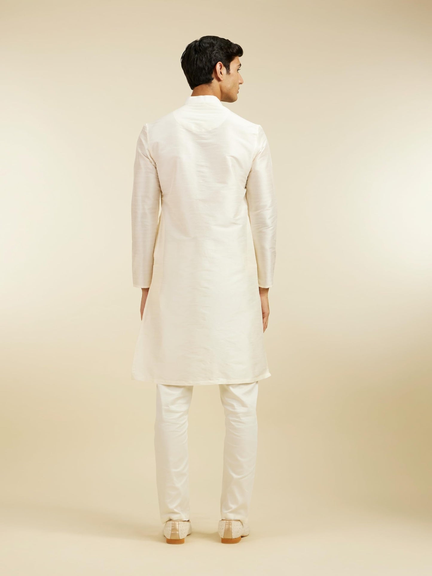DIWAS BY MANYAVAR Men's Art Silk Solid Kurta (Warm White,XXXL)
