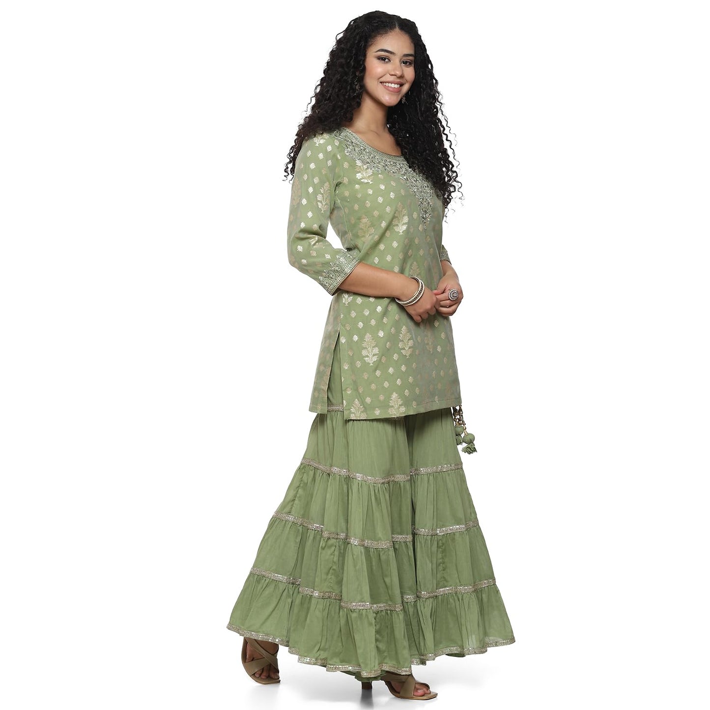 BIBA Women YARNDYED Straight SALWAR KURTA DUPATTA(SKDKINARI8924_SAP GREEN_38)