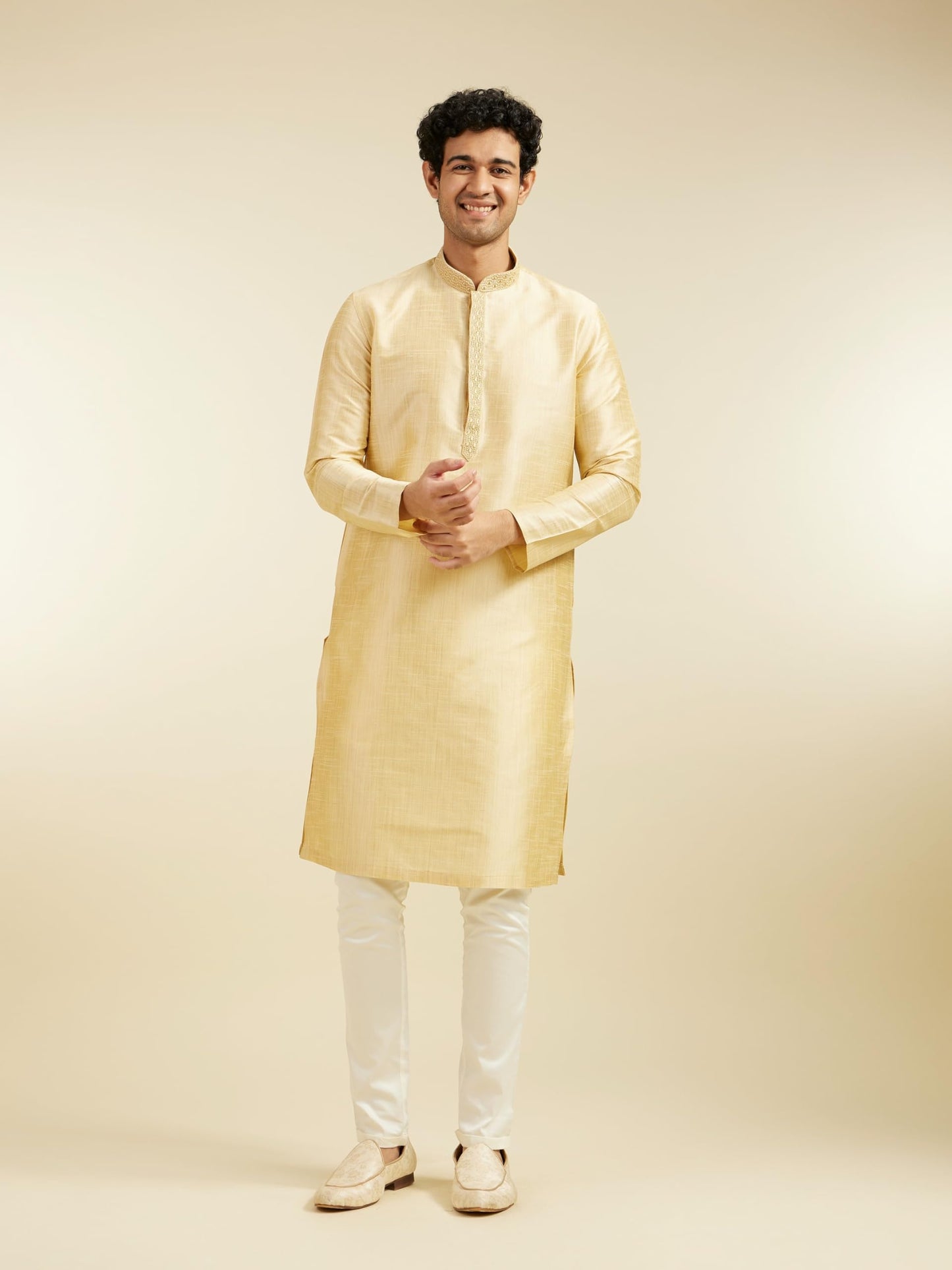 DIWAS BY MANYAVAR Men's Art Silk Solid Kurta (Fawn,XL)