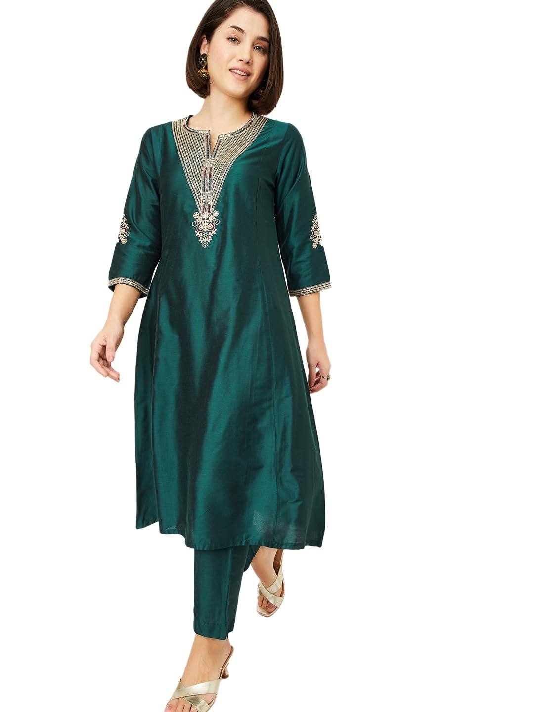 Max Women's Cotton Blend Kurta Set (CTKST44029C