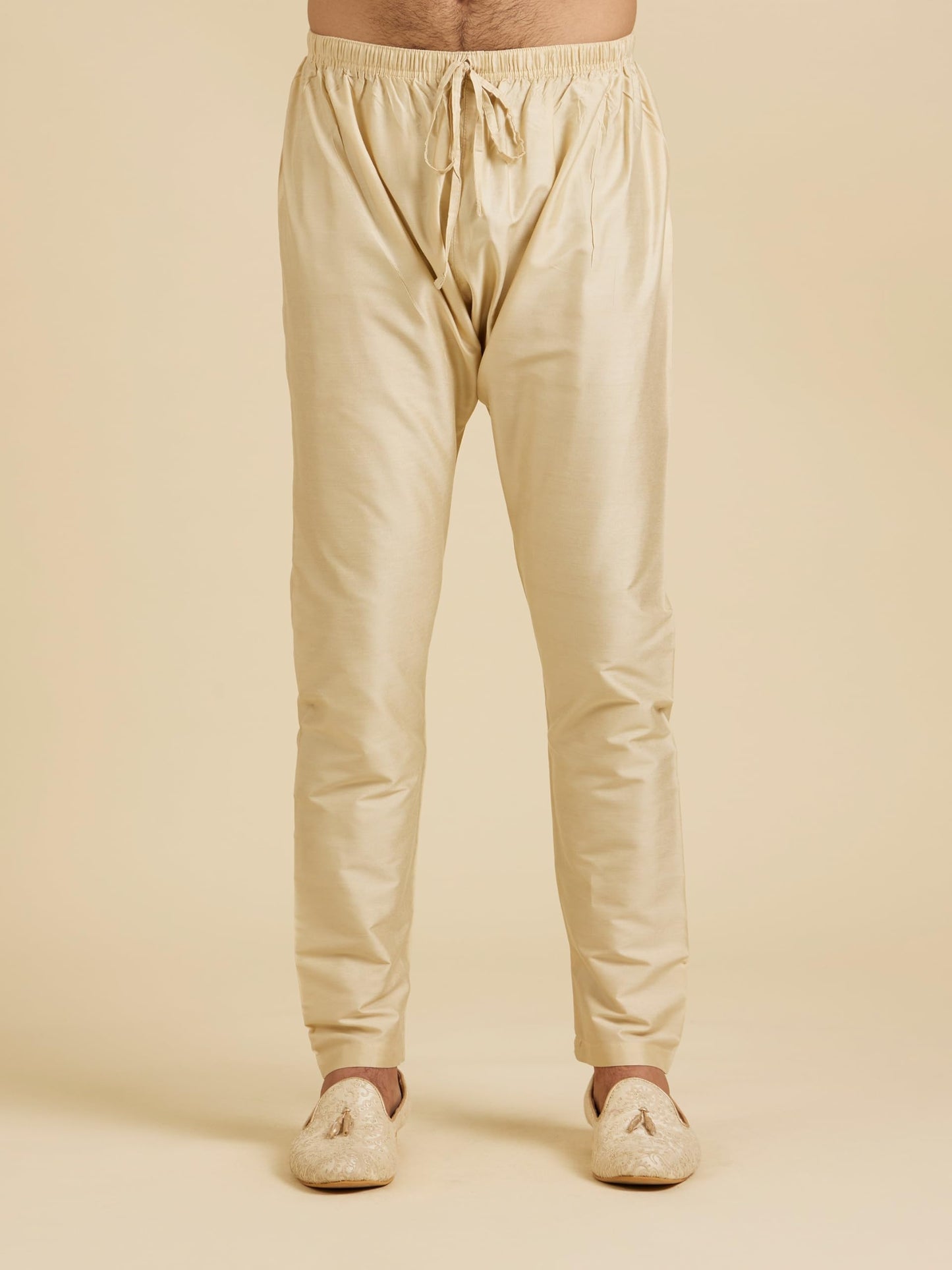 Manyavar Men's Viscose Blend Floral Print Kurta Pyjama Set (Blue,L)