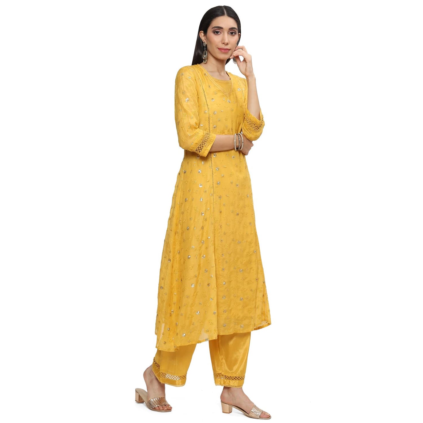 BIBA Women's Cotton Blend Salwar Suit Set (SKDNOOR8569SS23MAN_Green