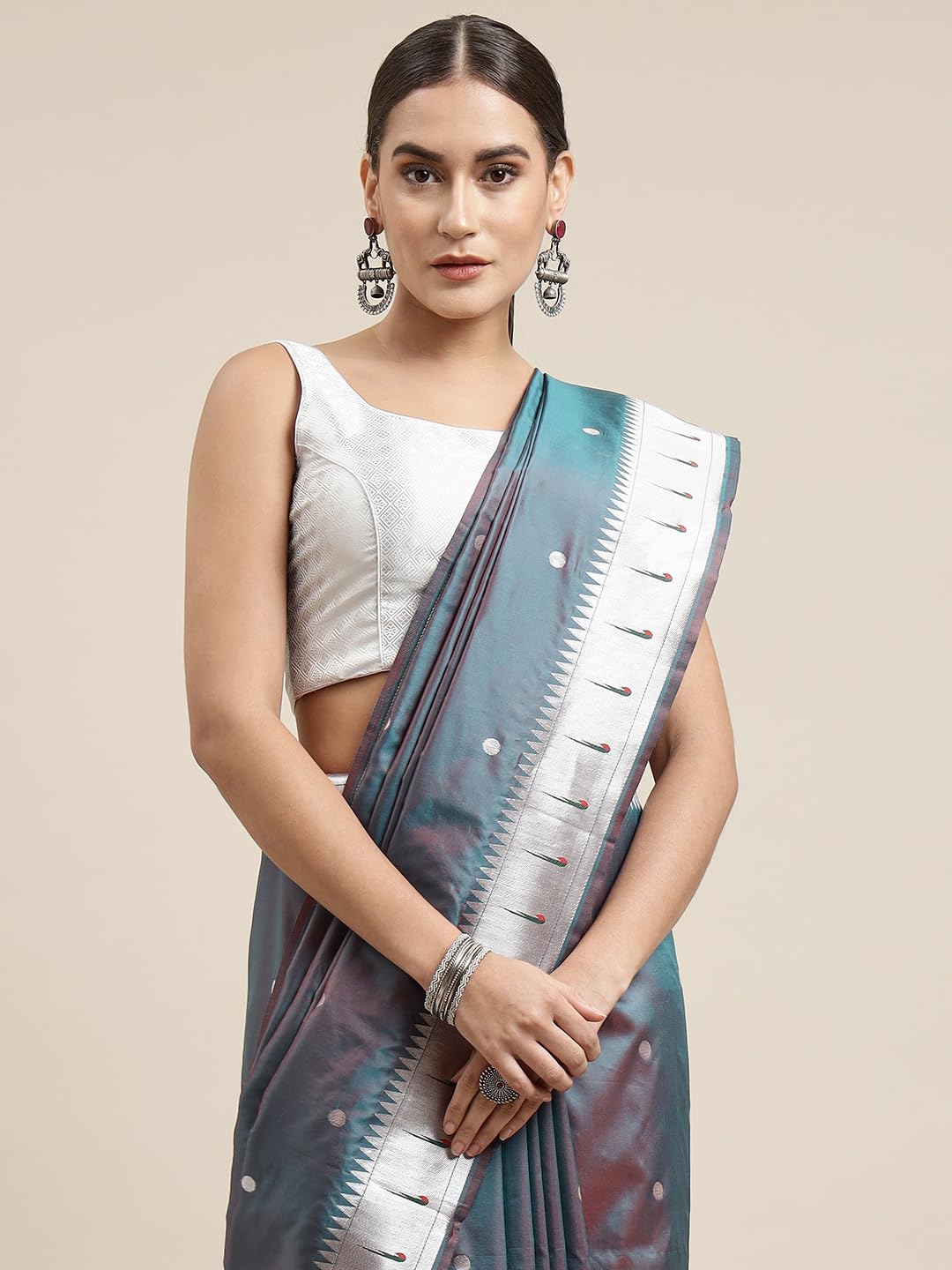 AMIRAT Women's Paithani Pure silk saree With Woven Silver Zari And Emboss Blouse Piece (Teal)