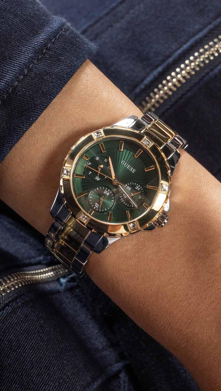 GUESS Analog Green Dial Women's Stainless Steel Watch-GW0723L1