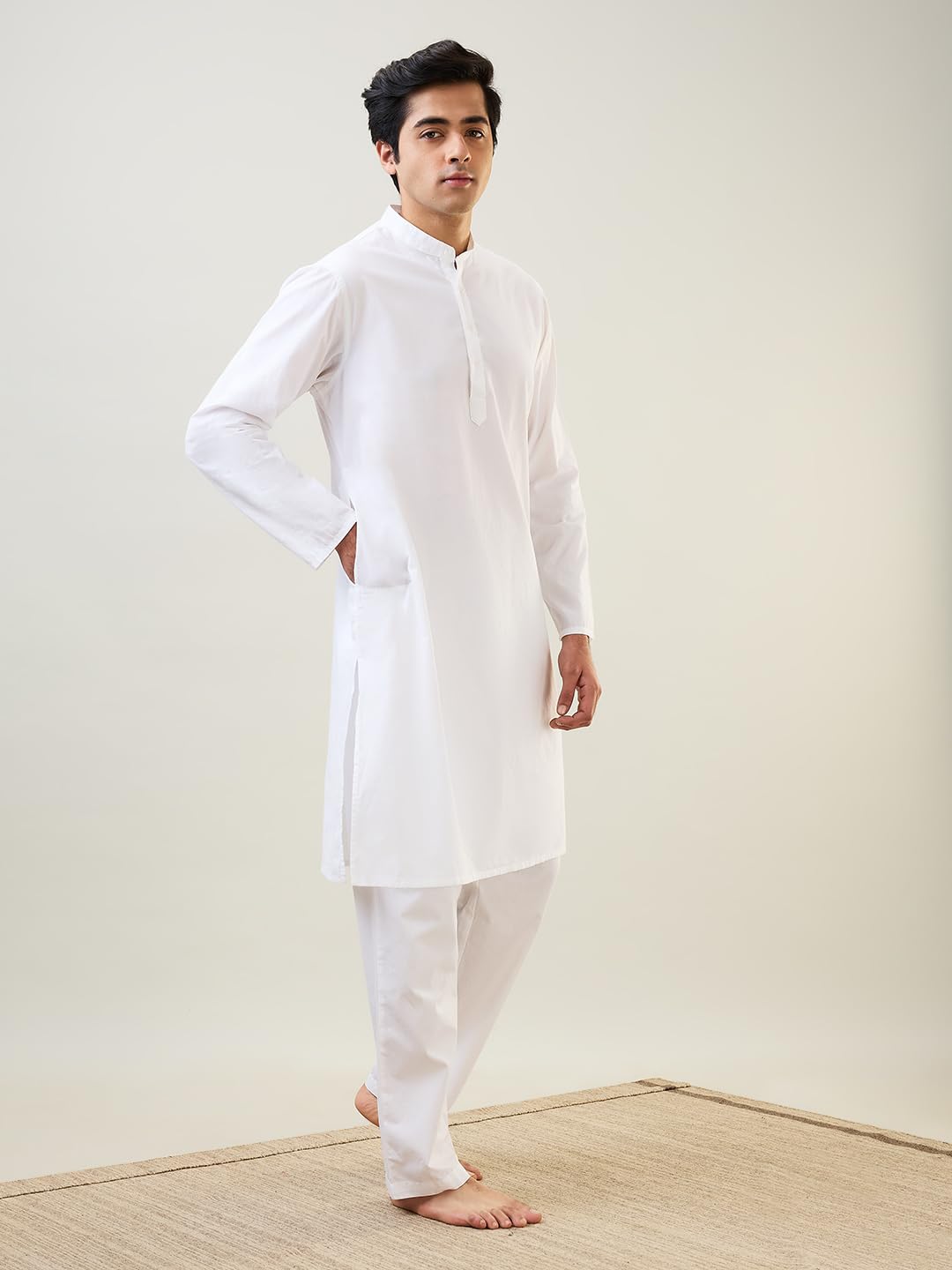 Raymond SleepZ Men Comfort Fit Solid Pattern Pure Cotton Mandrin Collar Kurta White