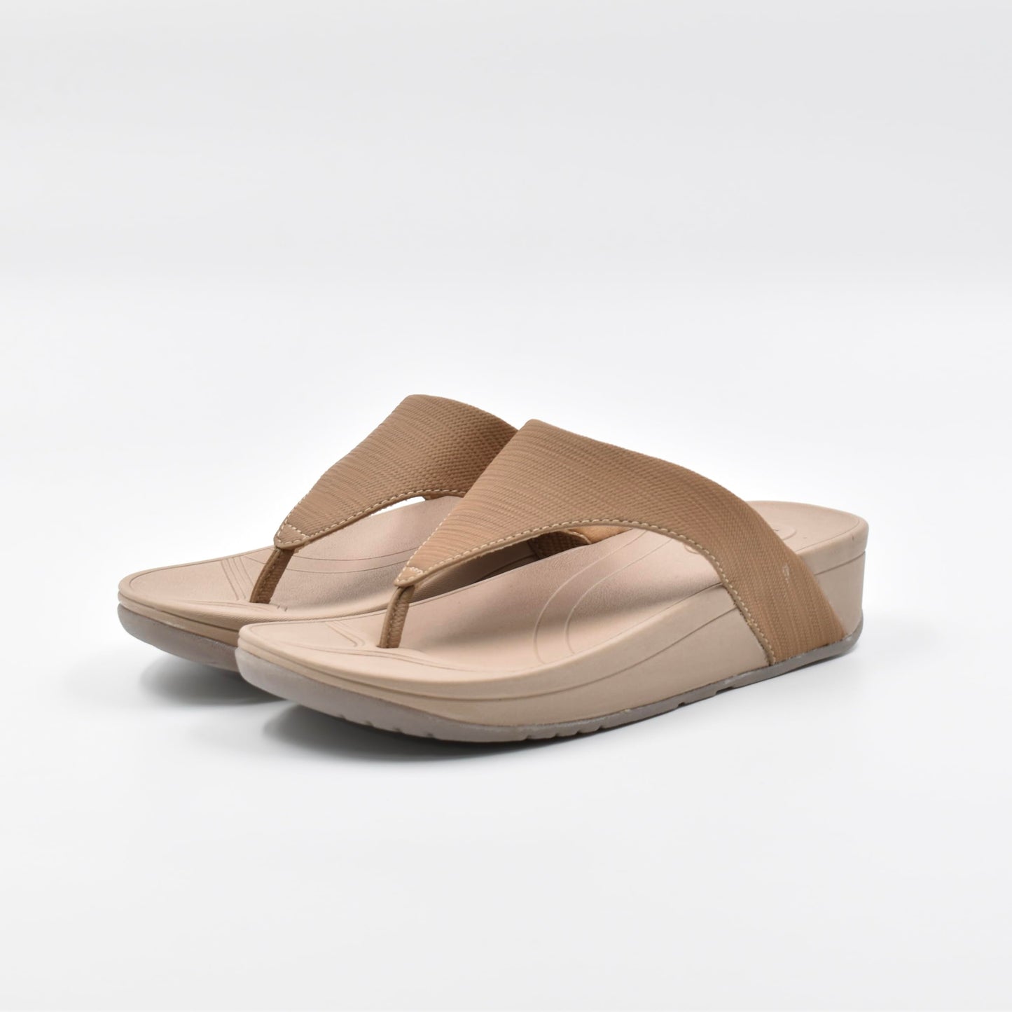 Indifeet Thong Sandals for Women Woman Stylish Flats Slippers Ladies Daily Use Flat Footwear Womens Fancy Chappal Foot Wear Women’s Comfortable Sandal Slipper Girls Latest Soft Chappals (Brown, UK Footwear Size System, Adult, Women, Numeric, Medium, 7)