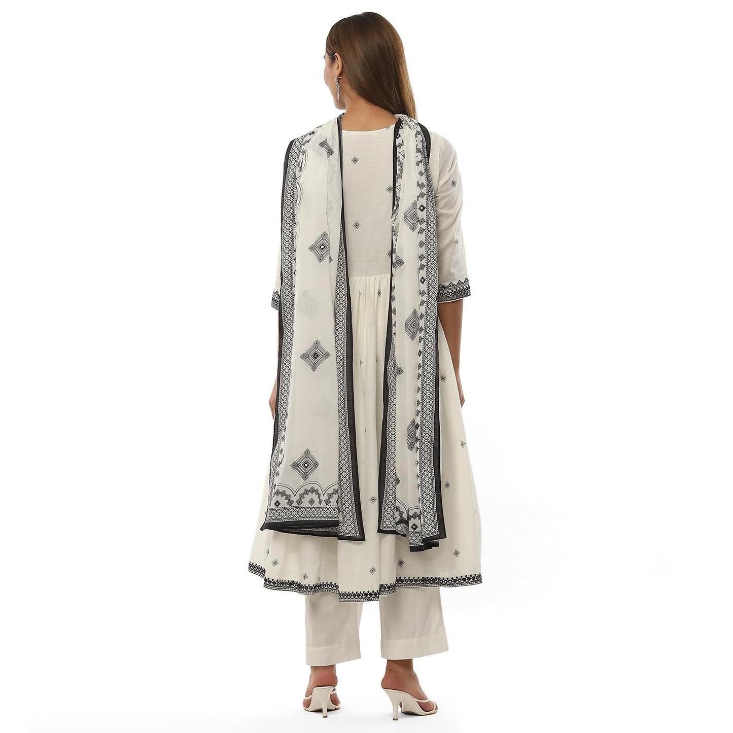 BIBA Women EMBROIDERY GATHERED SALWAR KURTA DUPATTA(SKDBLACK & WHITE9429_OFF WHITE_42)