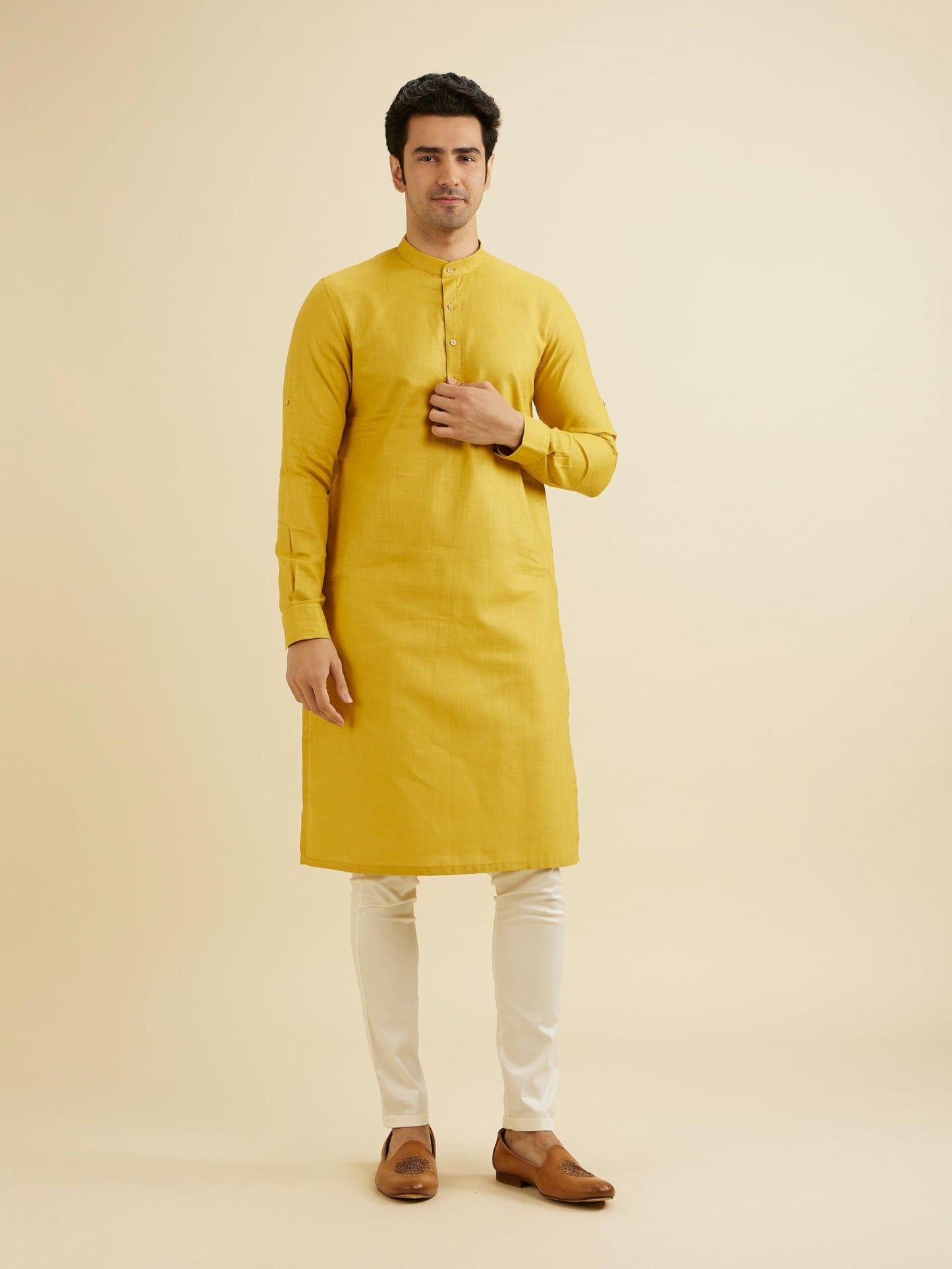 Manyavar Men's Cotton Solid Kurta (Mustard,L)