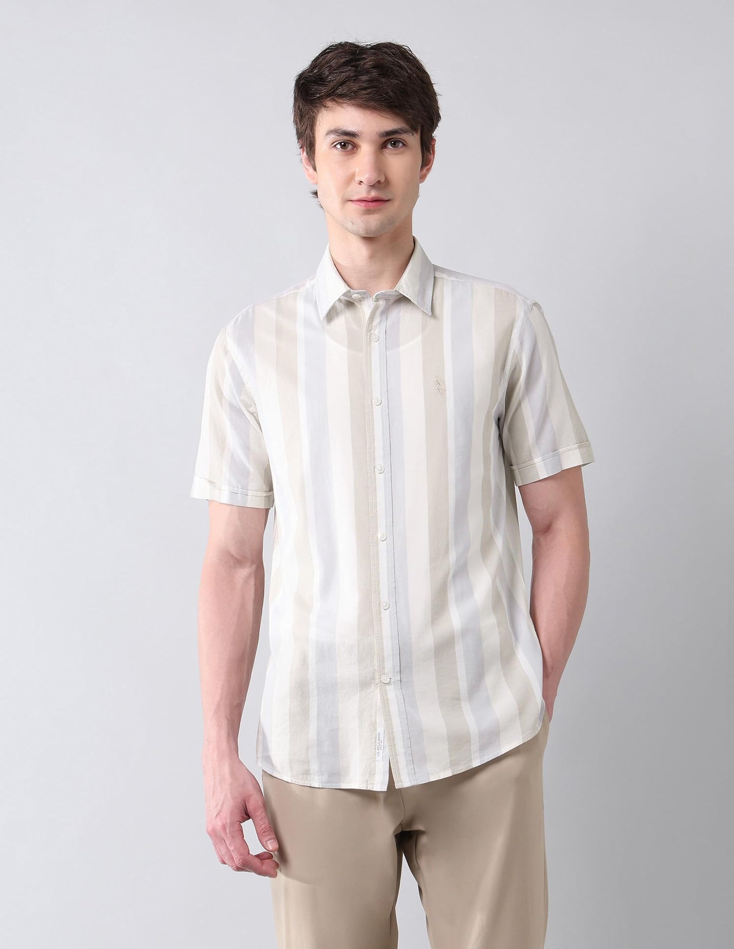 U.S. POLO ASSN. Men's Striped Tailored Fit Shirt (USSHT2582_Ivory