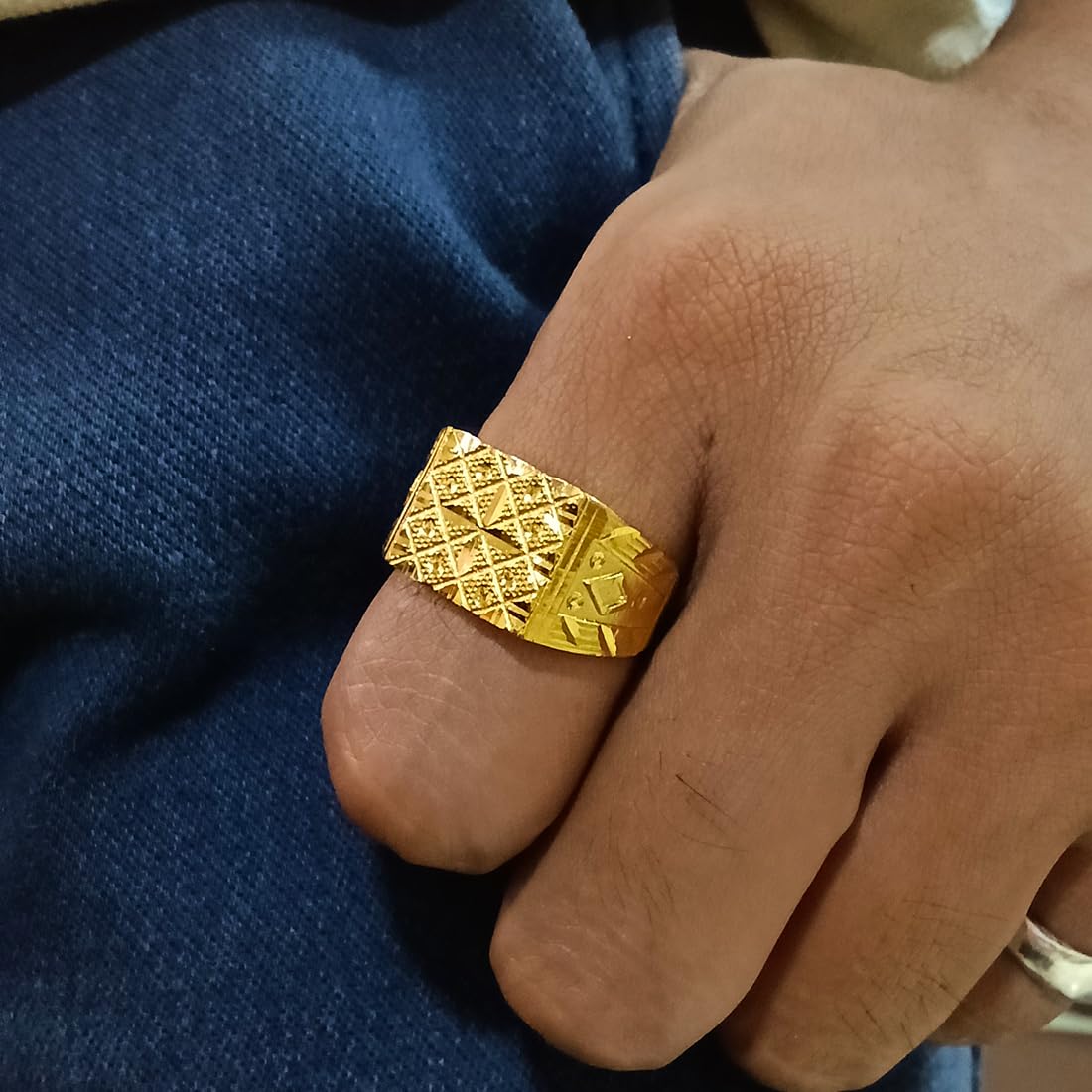 Saizen Gold Plated Chillain Work Design Finger Ring For Men And Boys