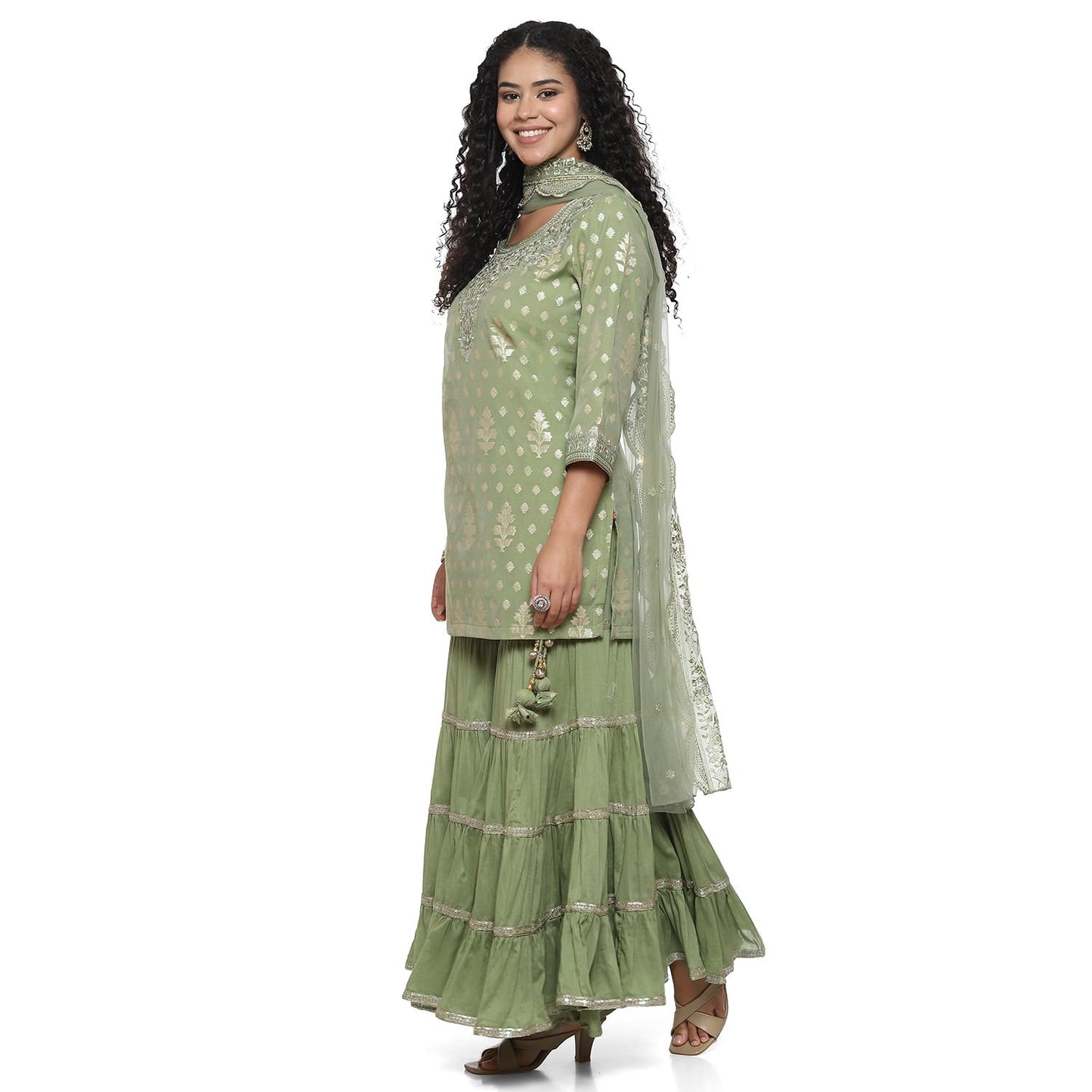 BIBA Women YARNDYED Straight SALWAR KURTA DUPATTA(SKDKINARI8924_SAP GREEN_38)