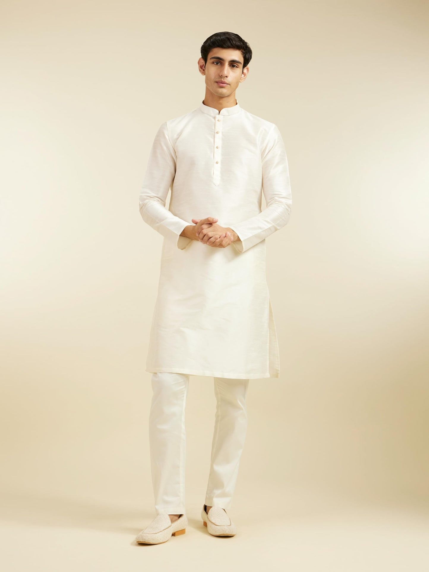 DIWAS BY MANYAVAR Men's Art Silk Solid Kurta (Warm White,XXXL)