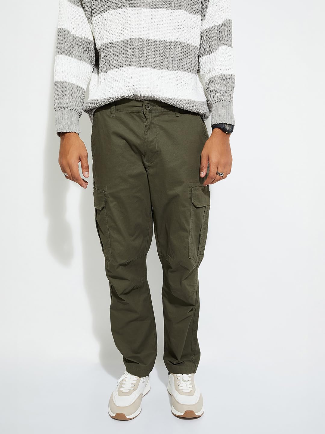 Max URB_N Men Relaxed Fit Solid Cargos (Green_34)