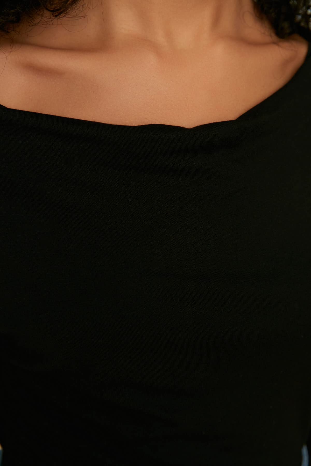 Trendyol Women Fitted Off-Shoulder Boat Neck Knit Blouse, Black, X-Small