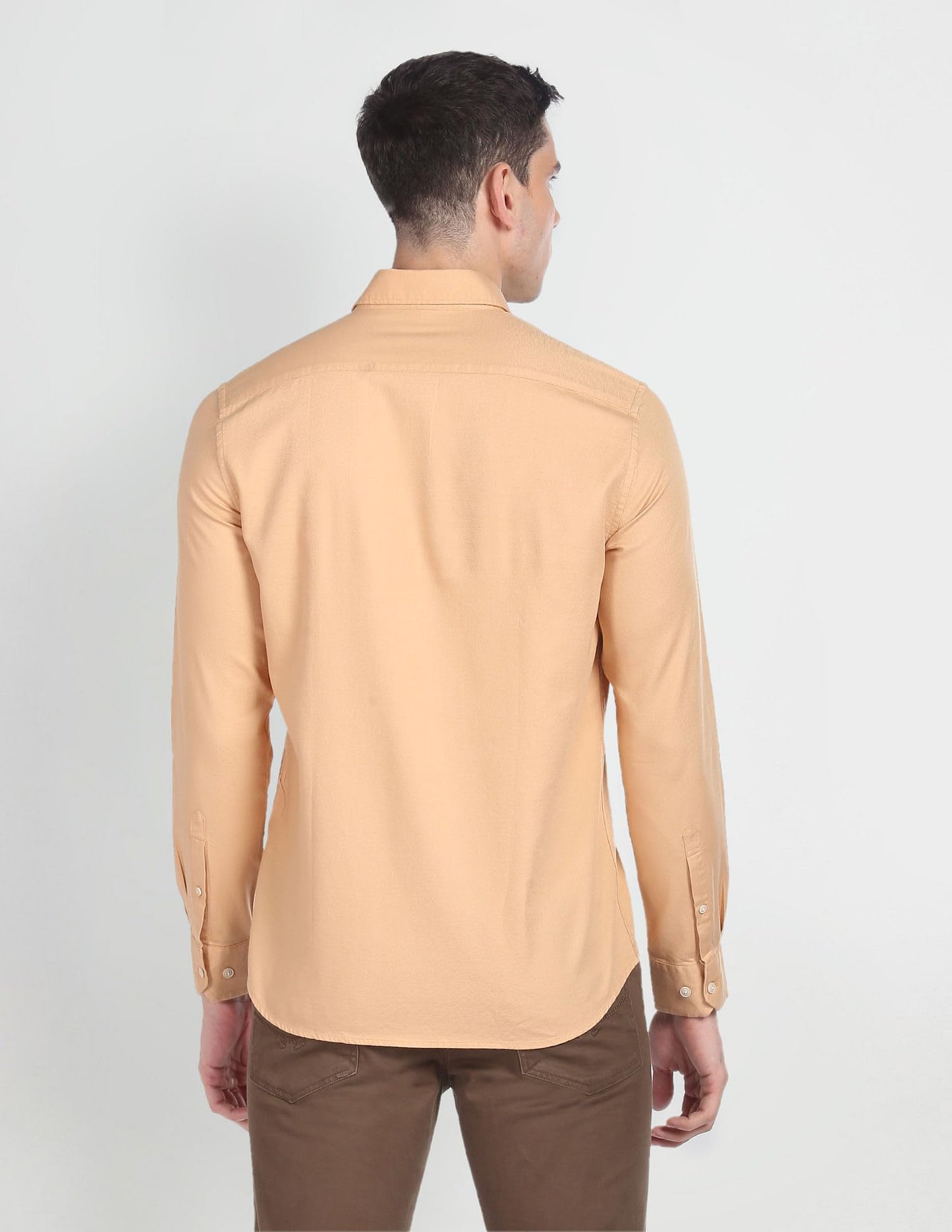 Arrow Men's Structured Full Sleeve Slim Fit Cutaway Collar Cotton Casual Shirt