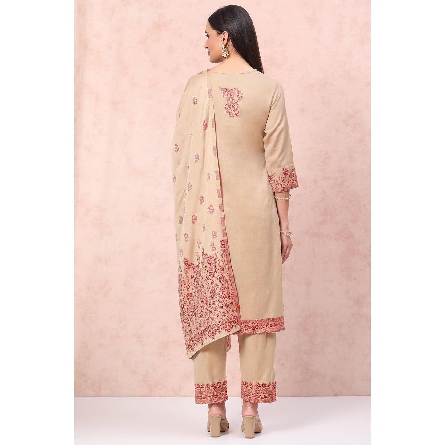 Rangriti Women Polyester Blend Yarndyed Suit Set (RSKWINTERW17230_Brown_S)