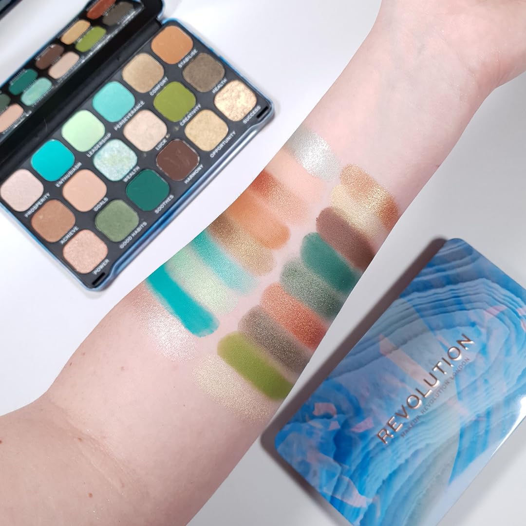 Makeup Revolution- Crystal Aura Forever Flawless Shadow Palette- Aventurine|Unique marbled shade with intense colour pay off|Mix of must-have nudes, shimmery jewelled bronzes & pops of emerald|19.8gm