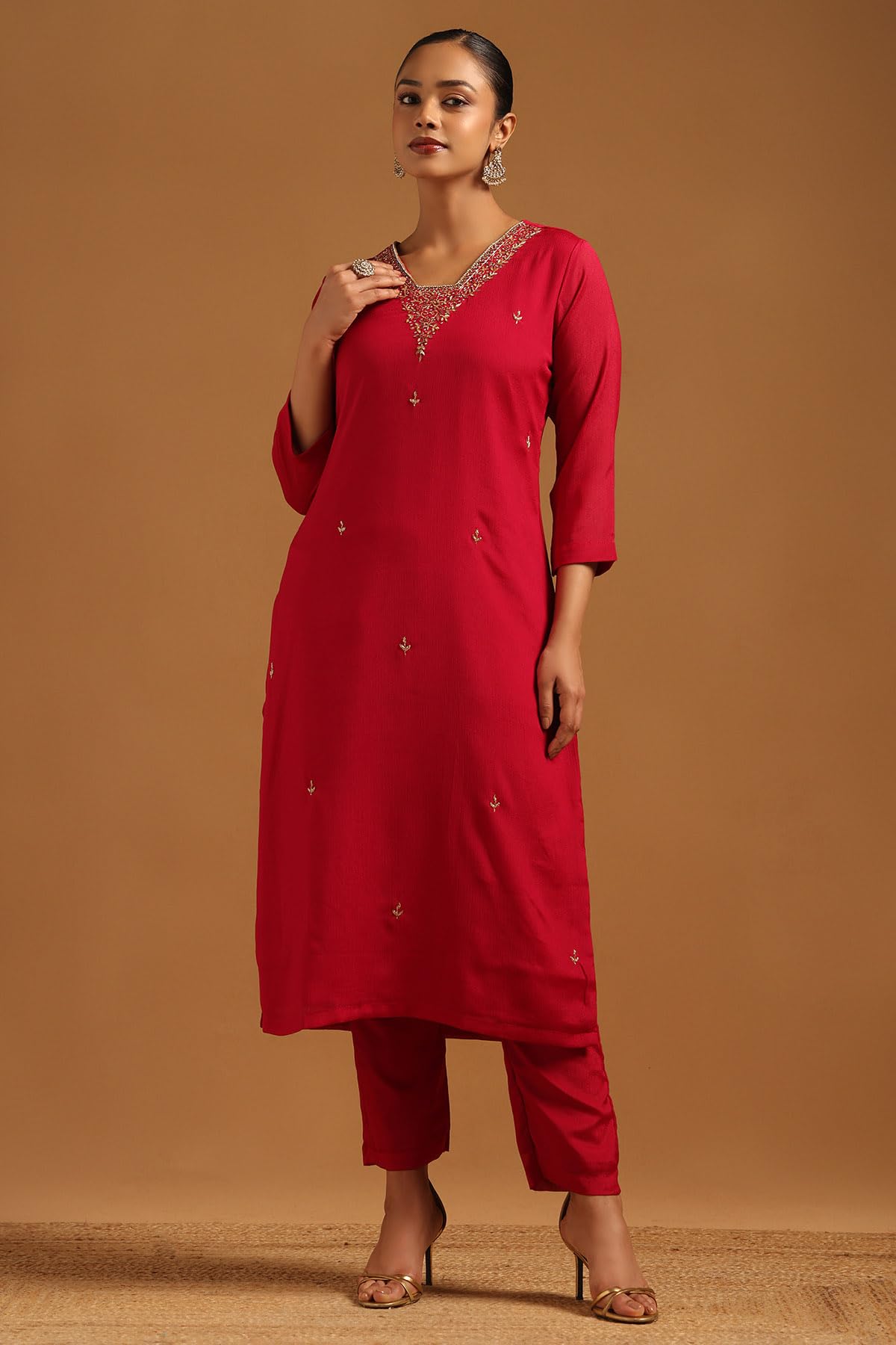 Soch Womens Fuchsia Chinon Floral Salwar Suit With Beads And Stones