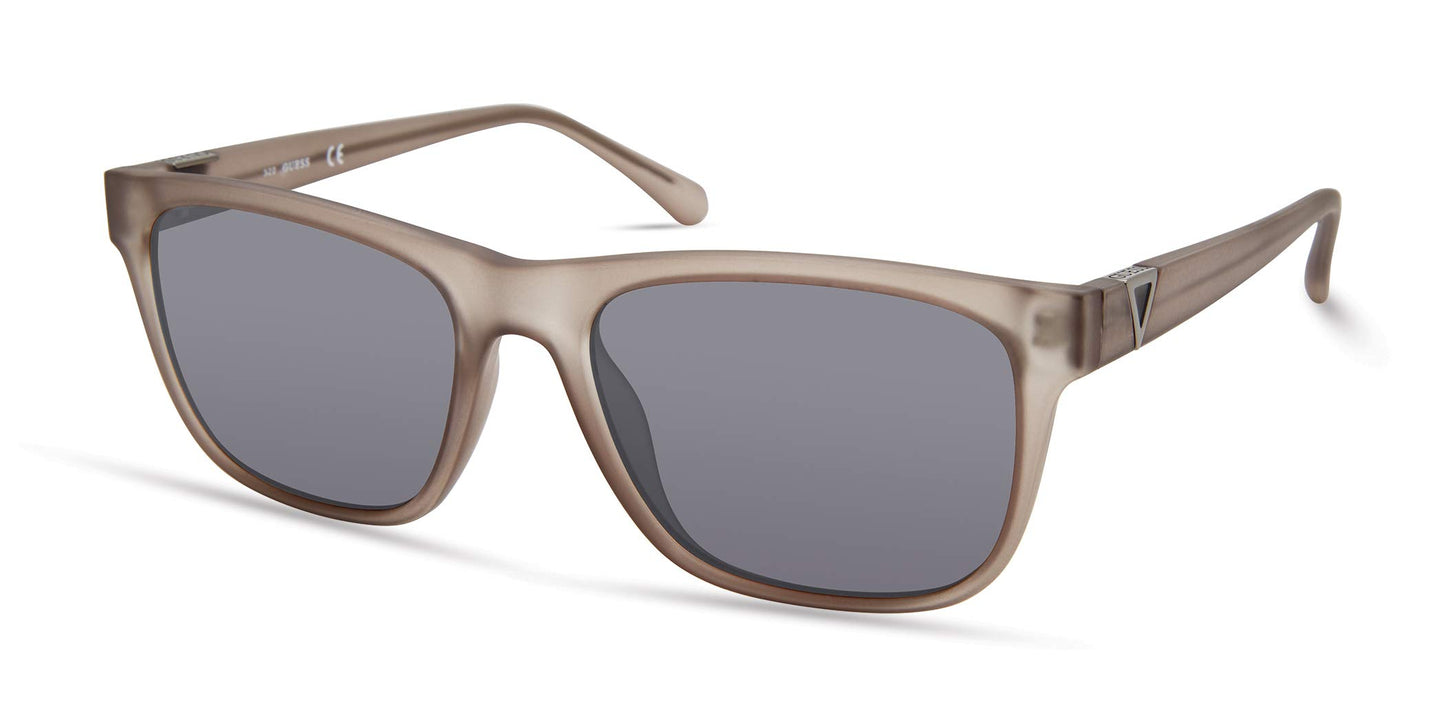 GUESS Men's Classic Sleek Square Sunglasses, Grey, 55mm