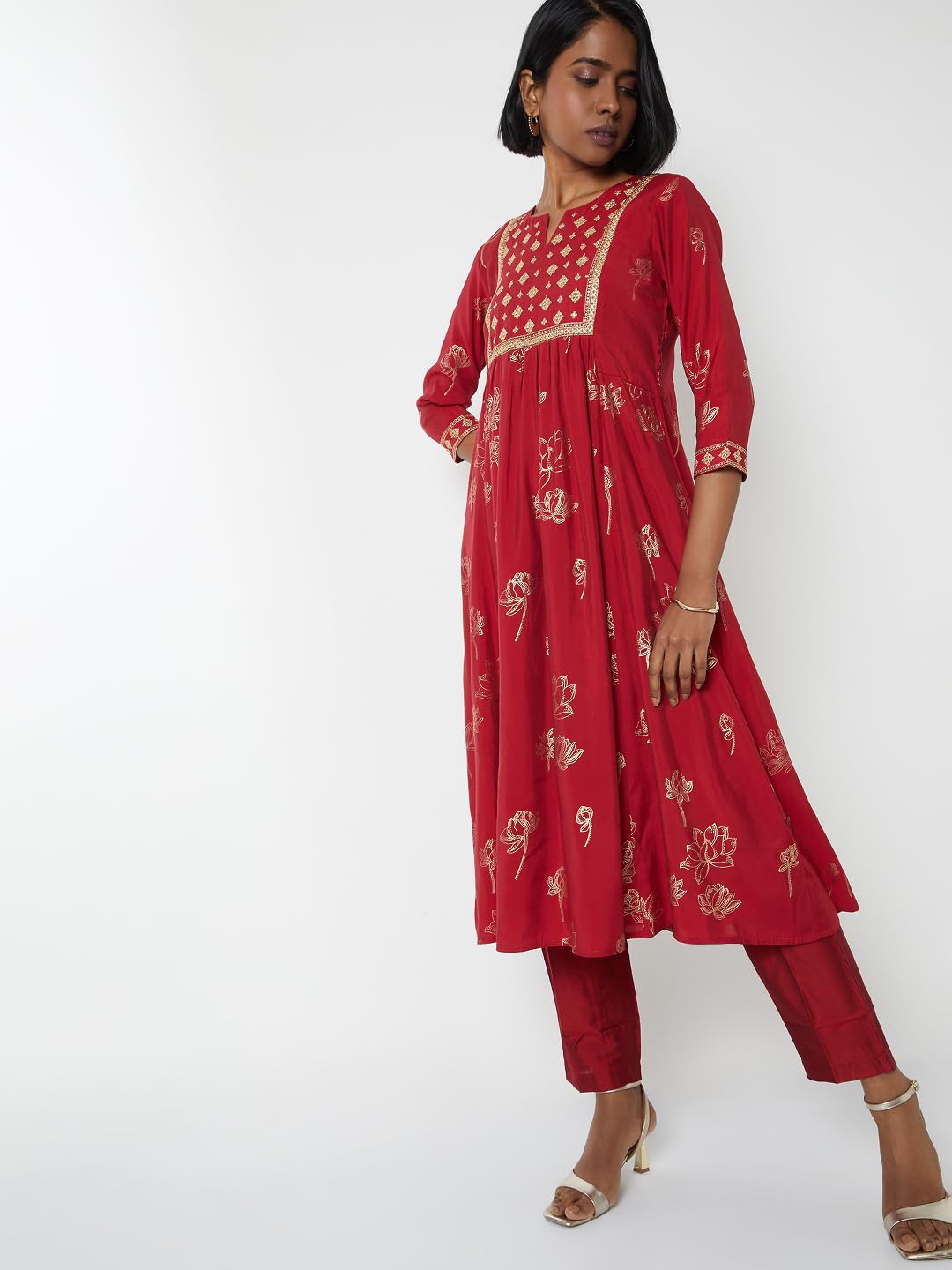Max Women's Polyester Blend Kurta Set