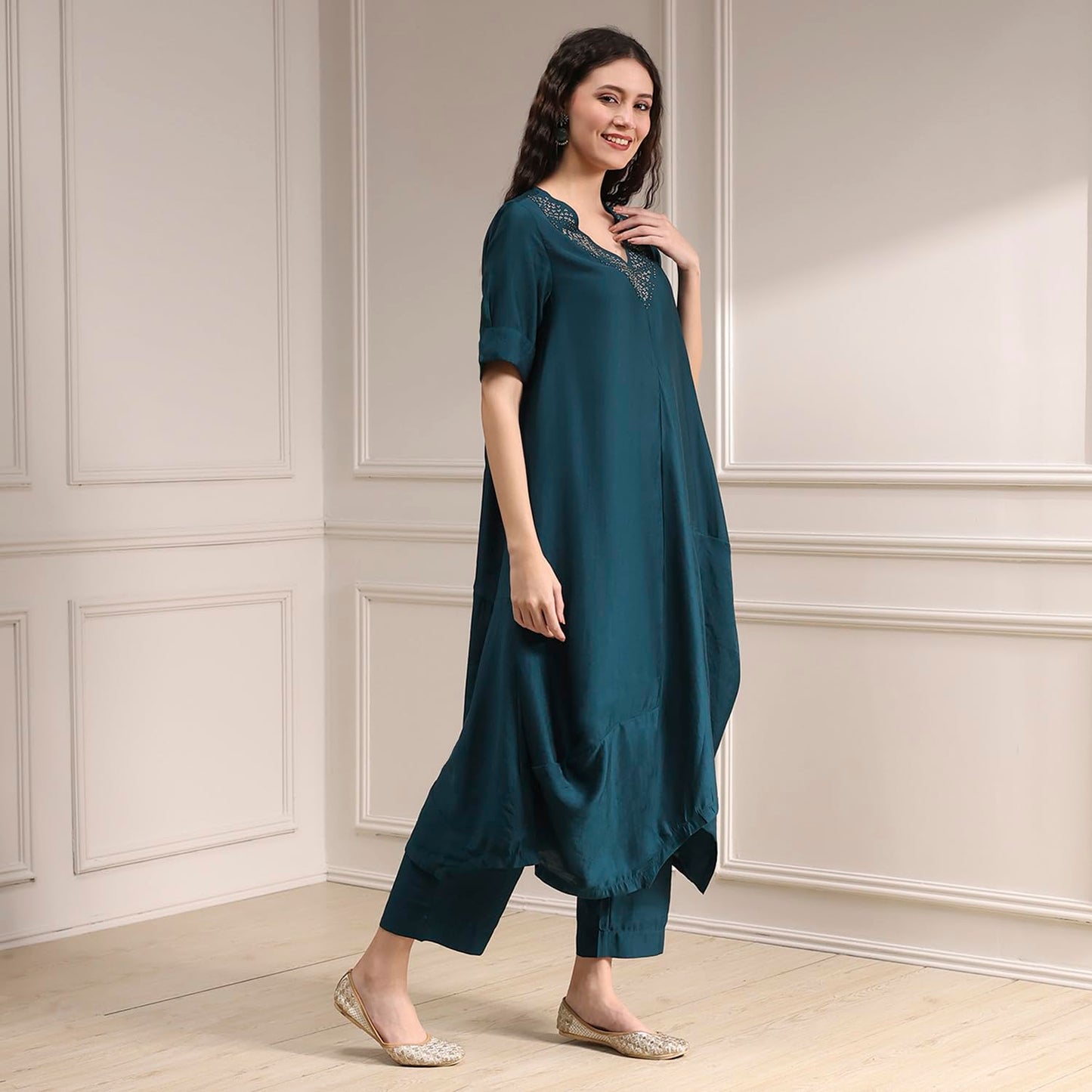 BIBA Women's Rayon Blend Dyed Kurta Set