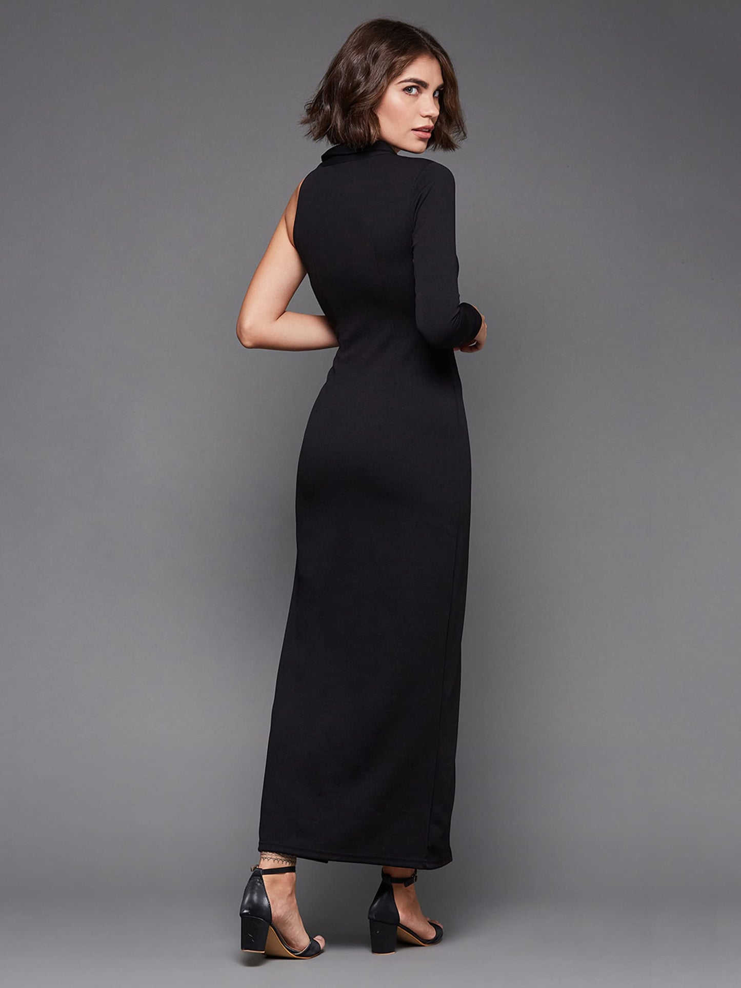 Miss Chase Women's Black Solid Asymmetric Sequined Maxi Dress (MCAW22D98-15-62-04, Black, M)