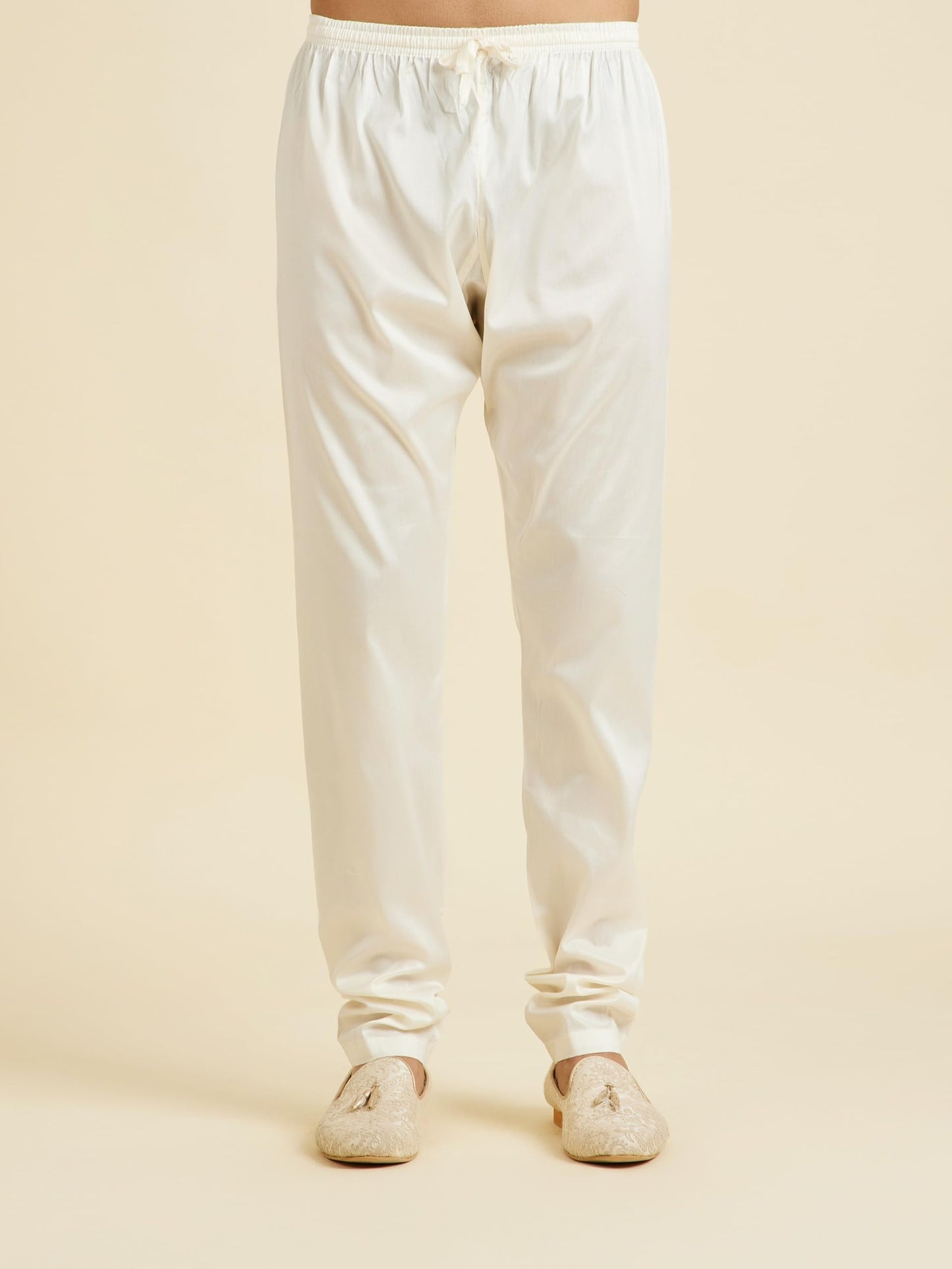 Manyavar Men's Georgette Floral Threadwork & Sequinned Kurta Churidar Set (2pcs)