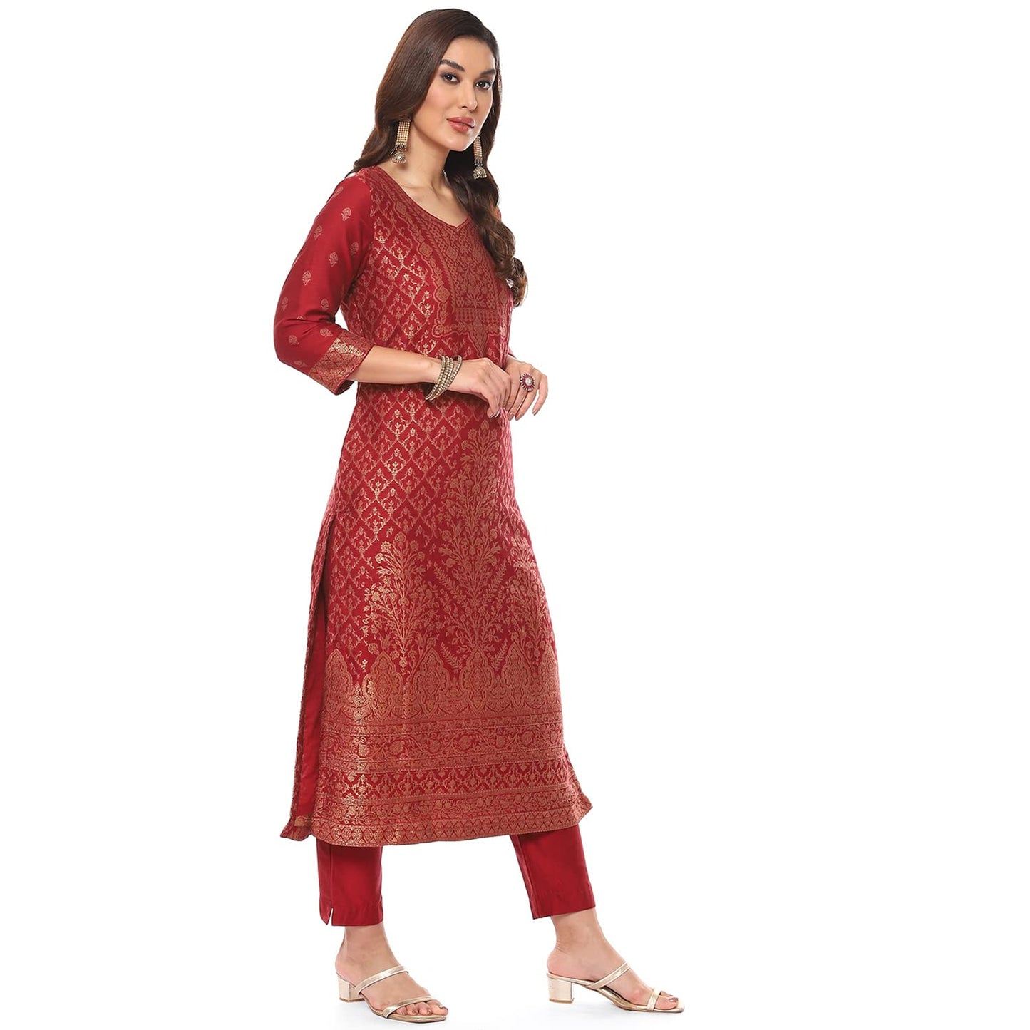 BIBA WOMEN YARNDYED NARROW SALWAR KURTA DUPATTA(SKDASSORTED8390_MAROON_38)