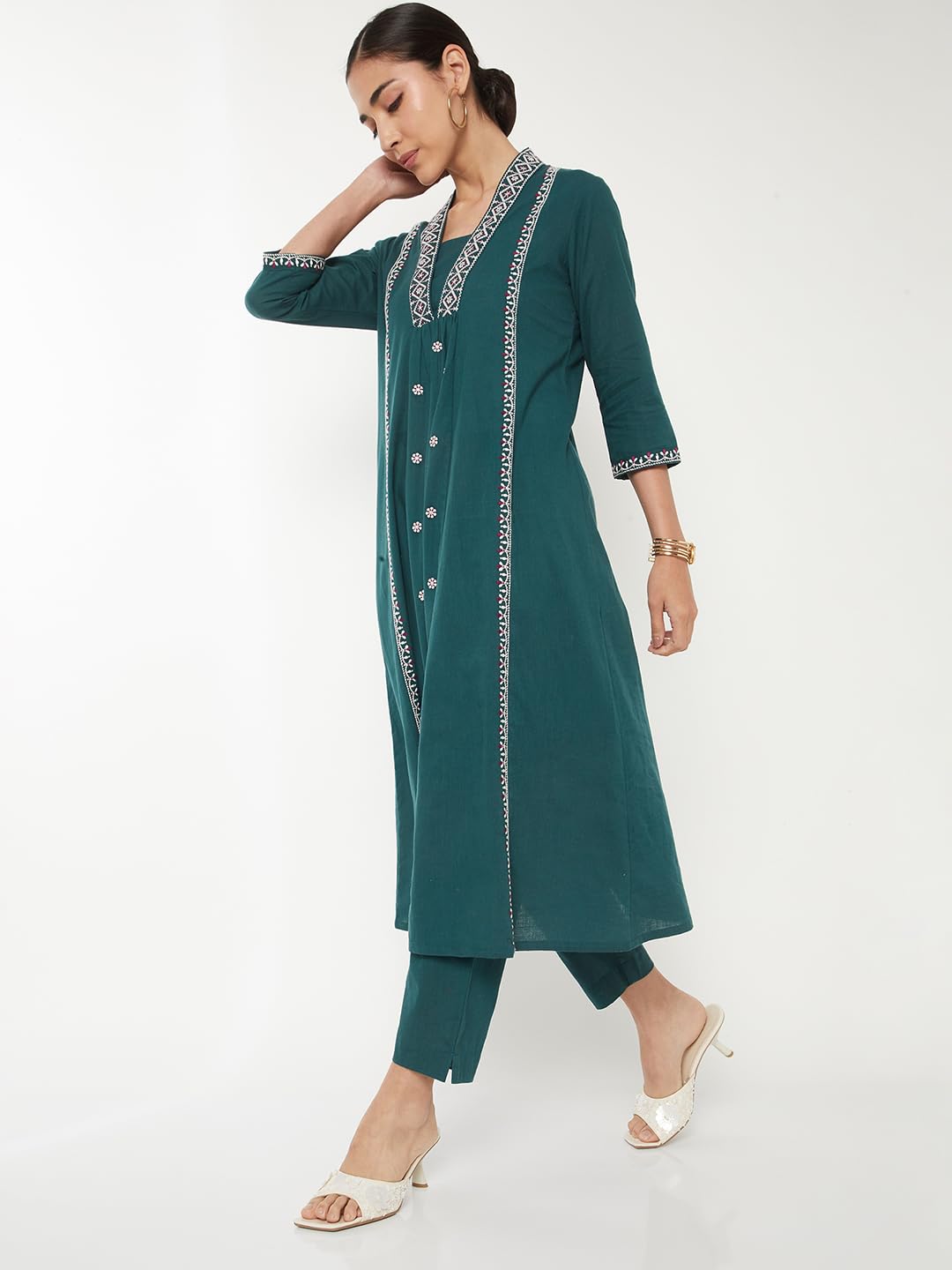 Max Women Embroidered A-Line Kurta Set (Green_XL)
