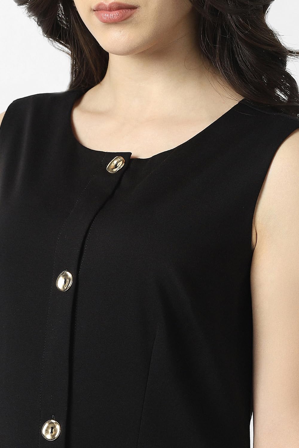 Van Heusen Women's Rayon Modern Above The Knee Dress