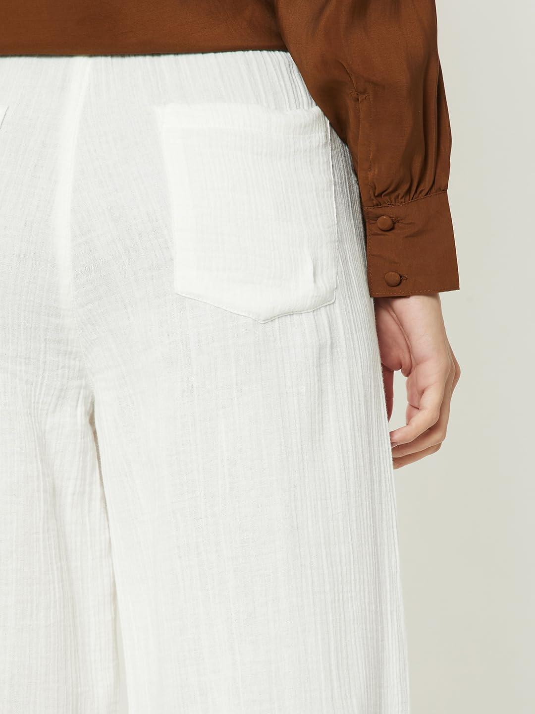 Max Women Textured Wide Leg Trousers (Ivory_XS)