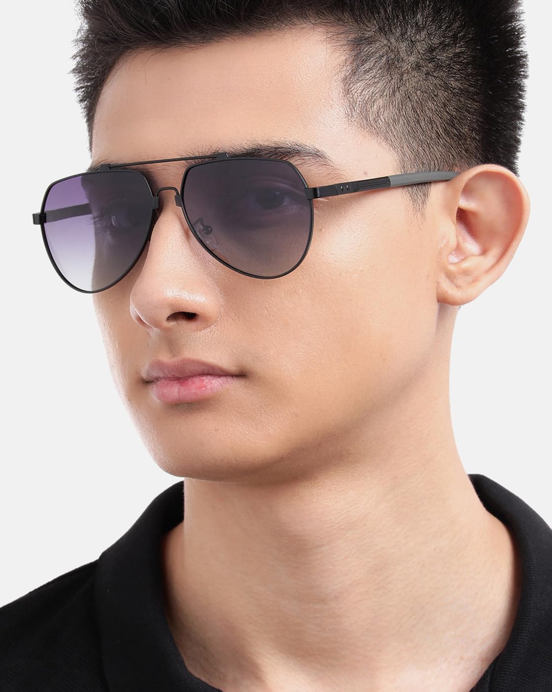 Carlton London Black Toned with Blue Polarised Lens Aviator Sunglass for mens