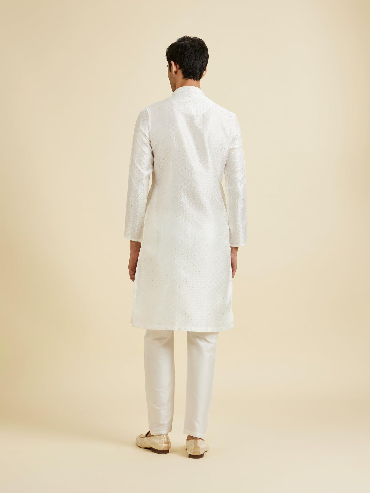 Manyavar Men's Art Silk Self-Textured Kurta Pyjama Set (2pcs)