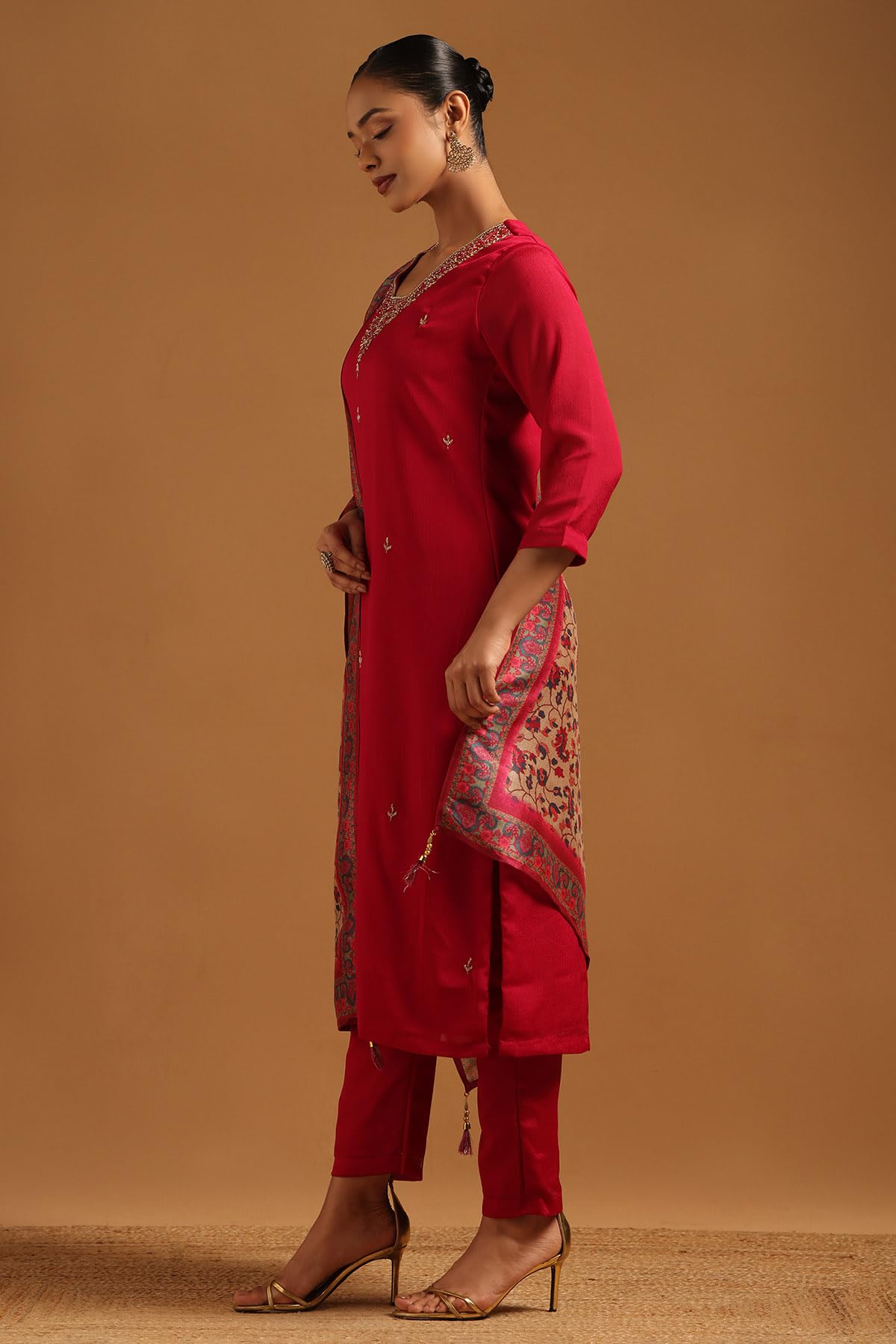 Soch Womens Fuchsia Chinon Floral Salwar Suit With Beads And Stones