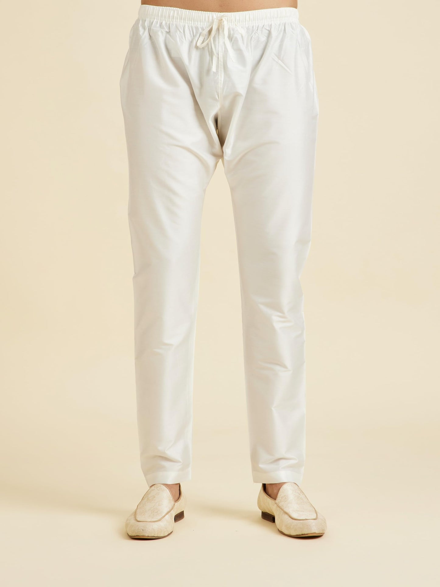 Manyavar Men's Art Silk Textured | Neck Embroidered Kurta Pyjama Set (2pcs)