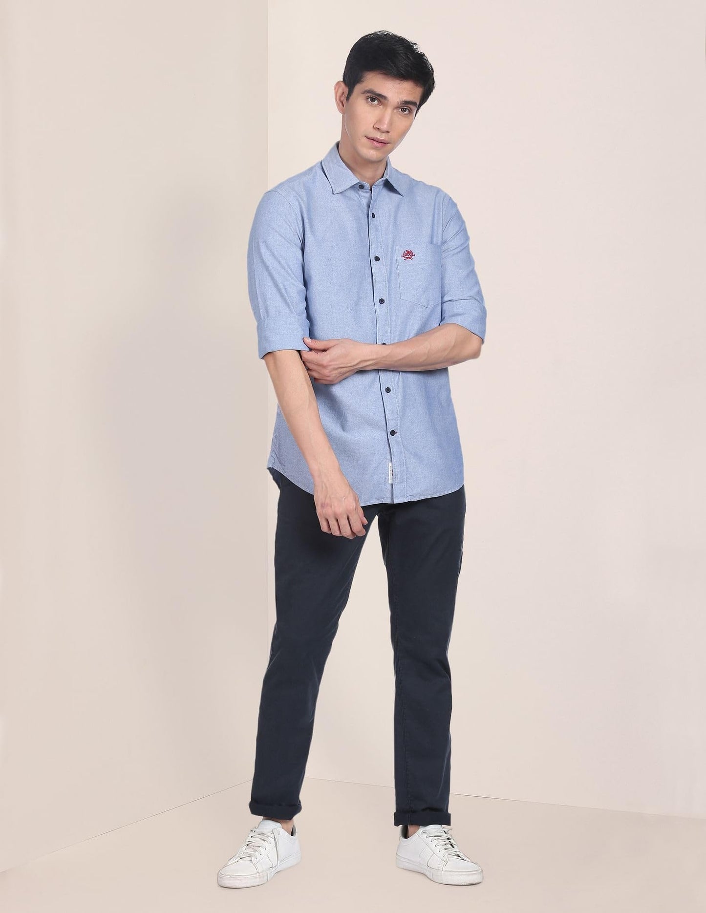 U.S. POLO ASSN. Men's Solid Spread Collar Premium Cotton Oxford Tailored Fit Shirt (USSHTR0027_DK. Blue_L)