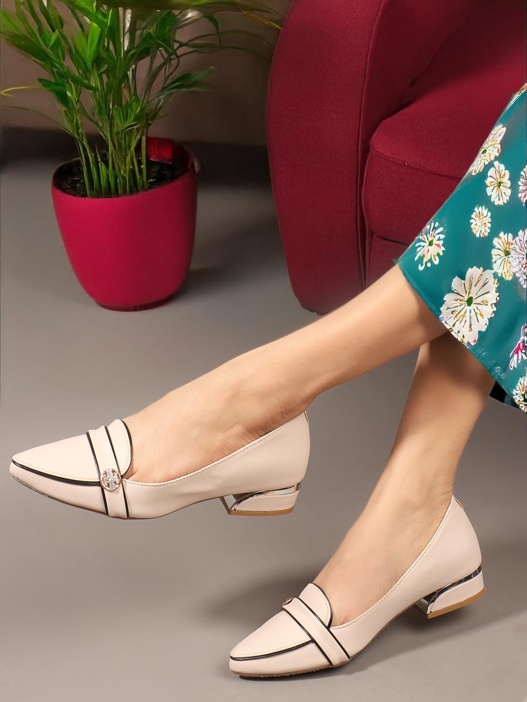 Carlton London Women Shoes,Cream,UK-4