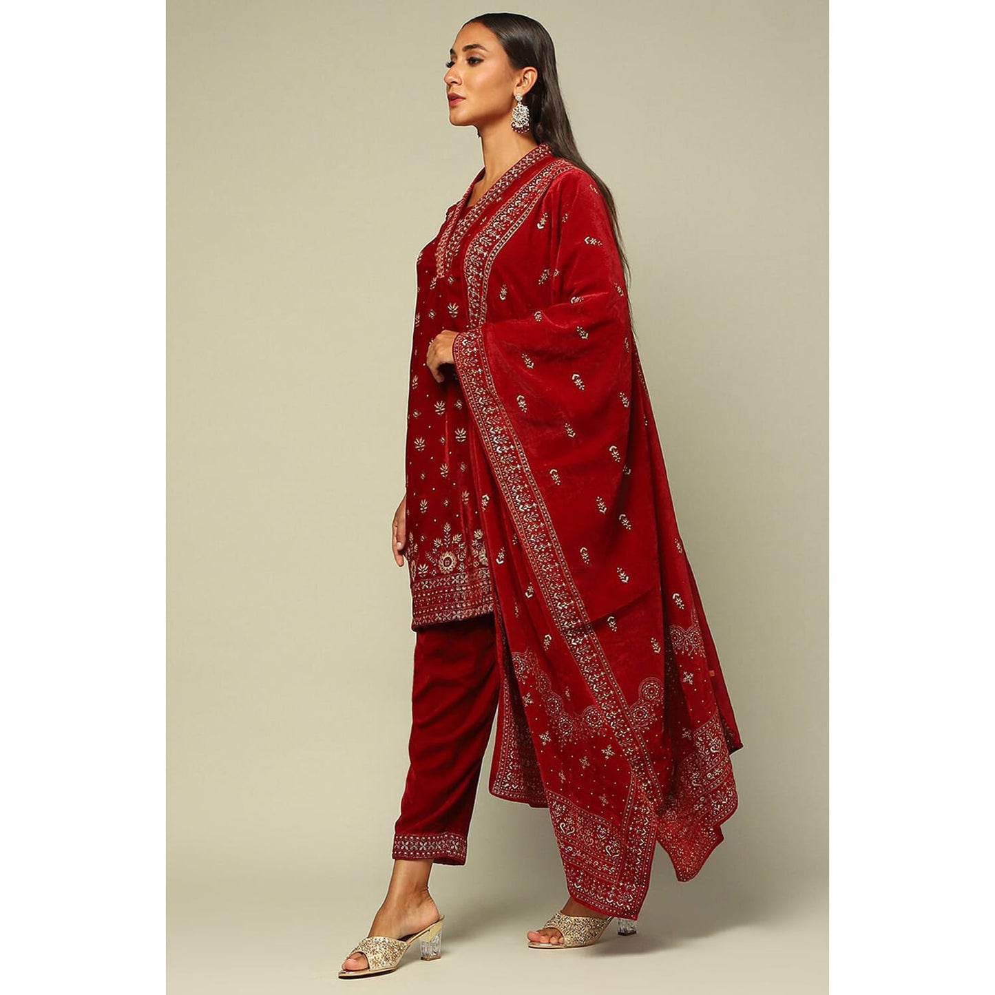Rangriti Women's Poly Velvet Kurta Set (WNTRWR20383AW24RED_Red