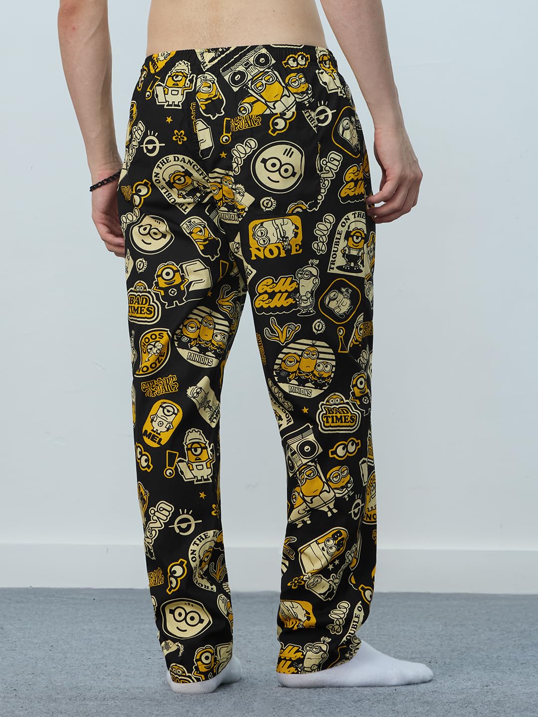 The Souled Store Minions: Moods Men and Boys Black All Over Printed Pull On Regular Fit Cotton Pajamas